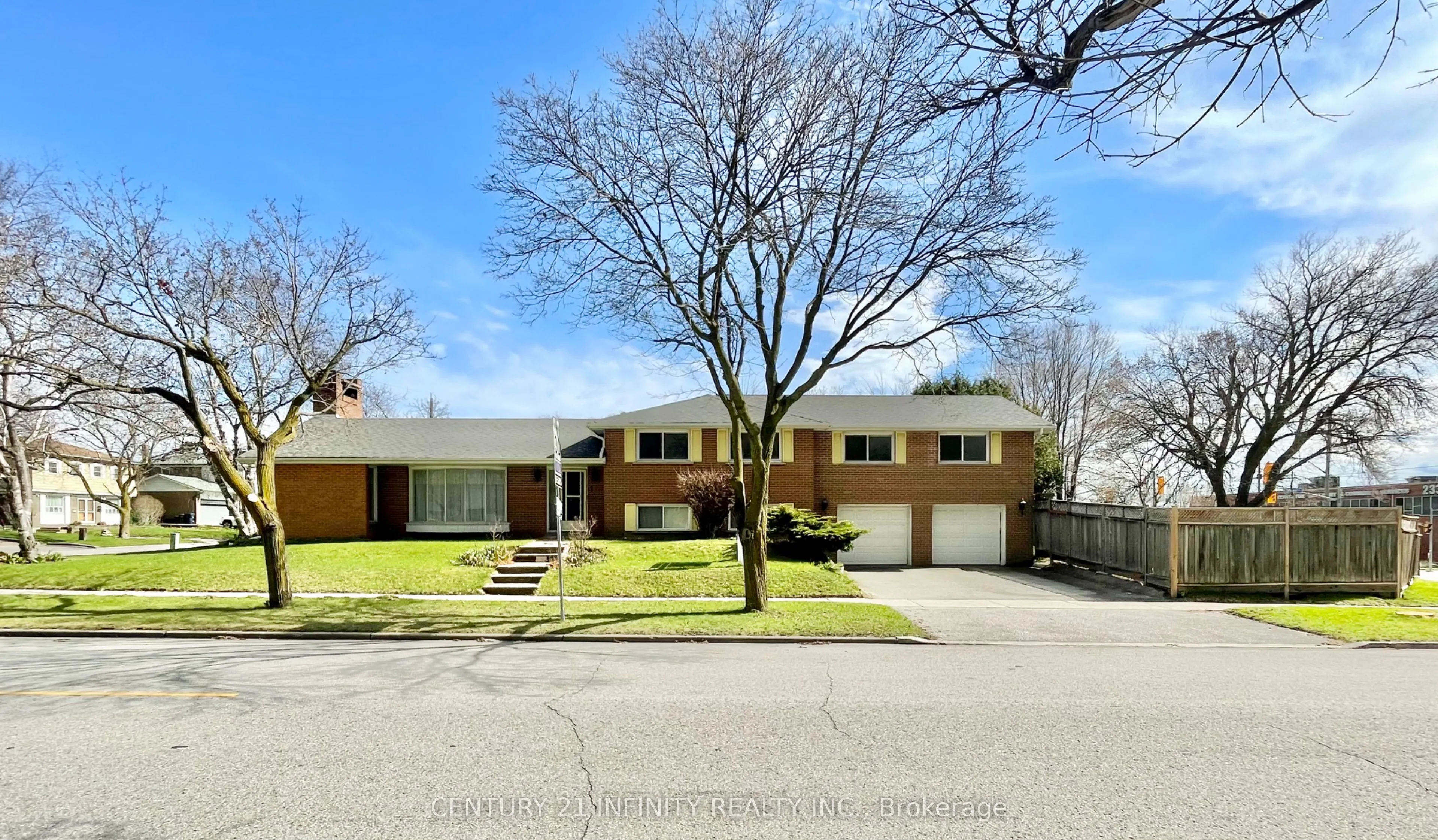 1 Goodland Gate