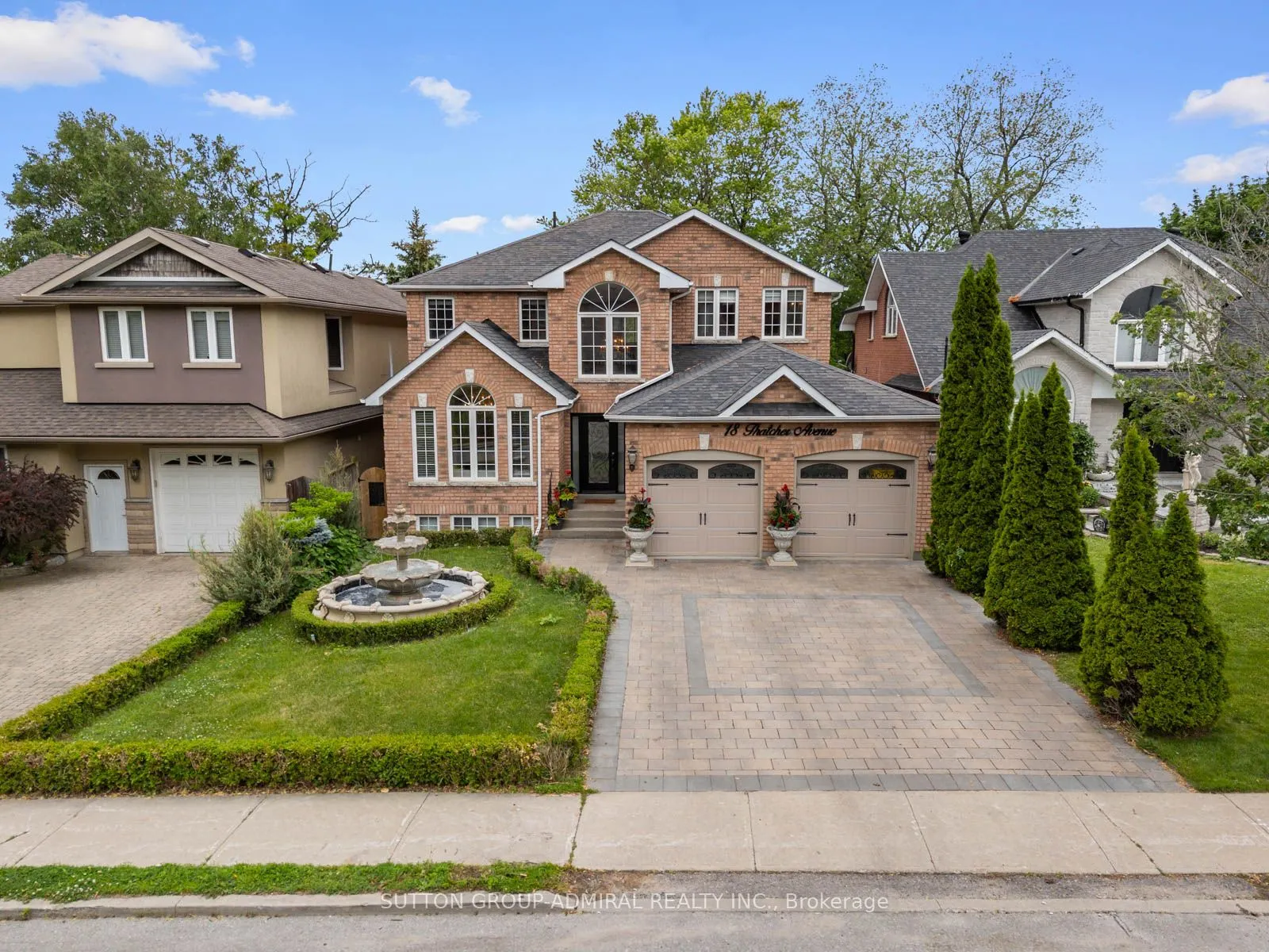 18 Thatcher Avenue