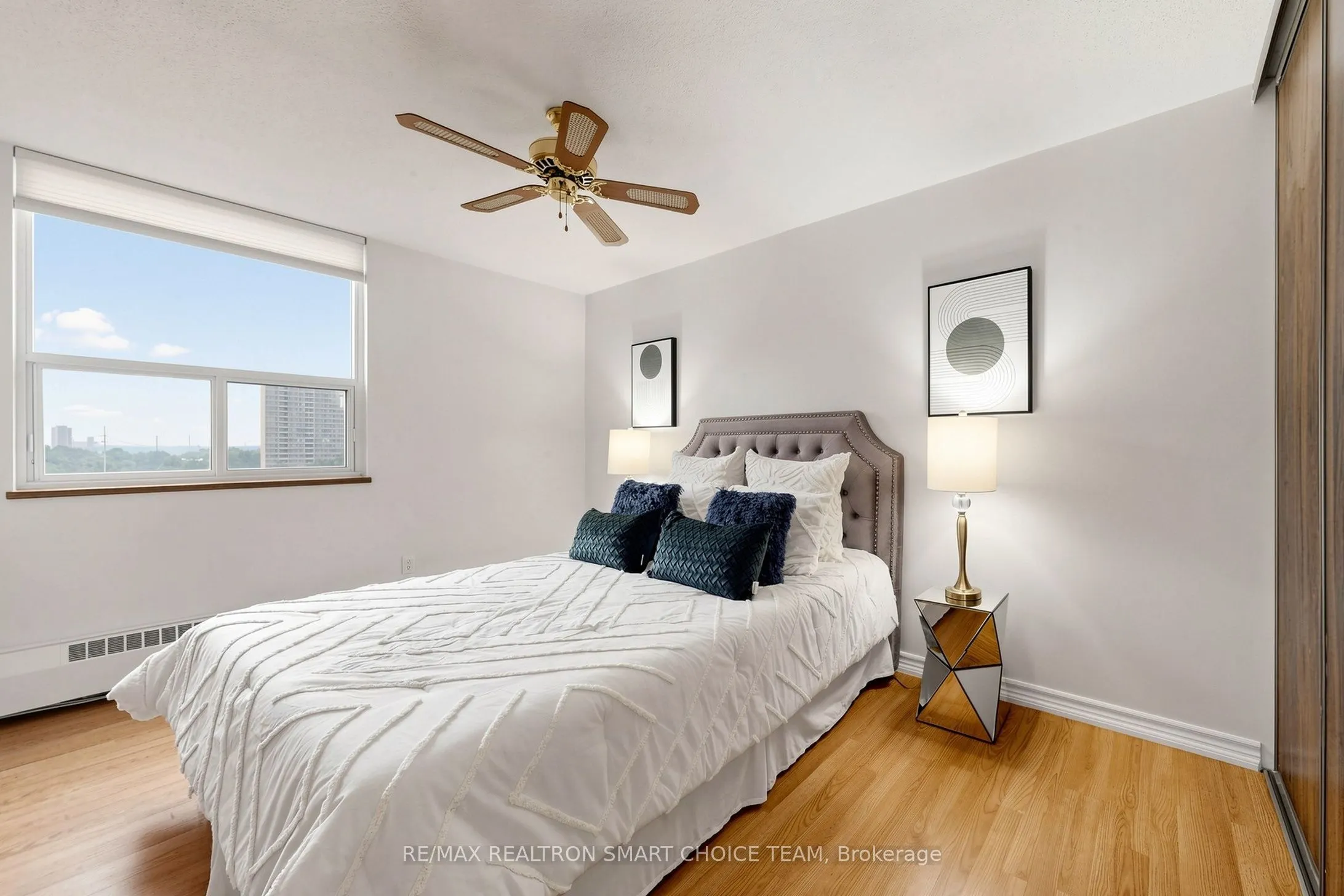 1250 Bridletowne Circle #907