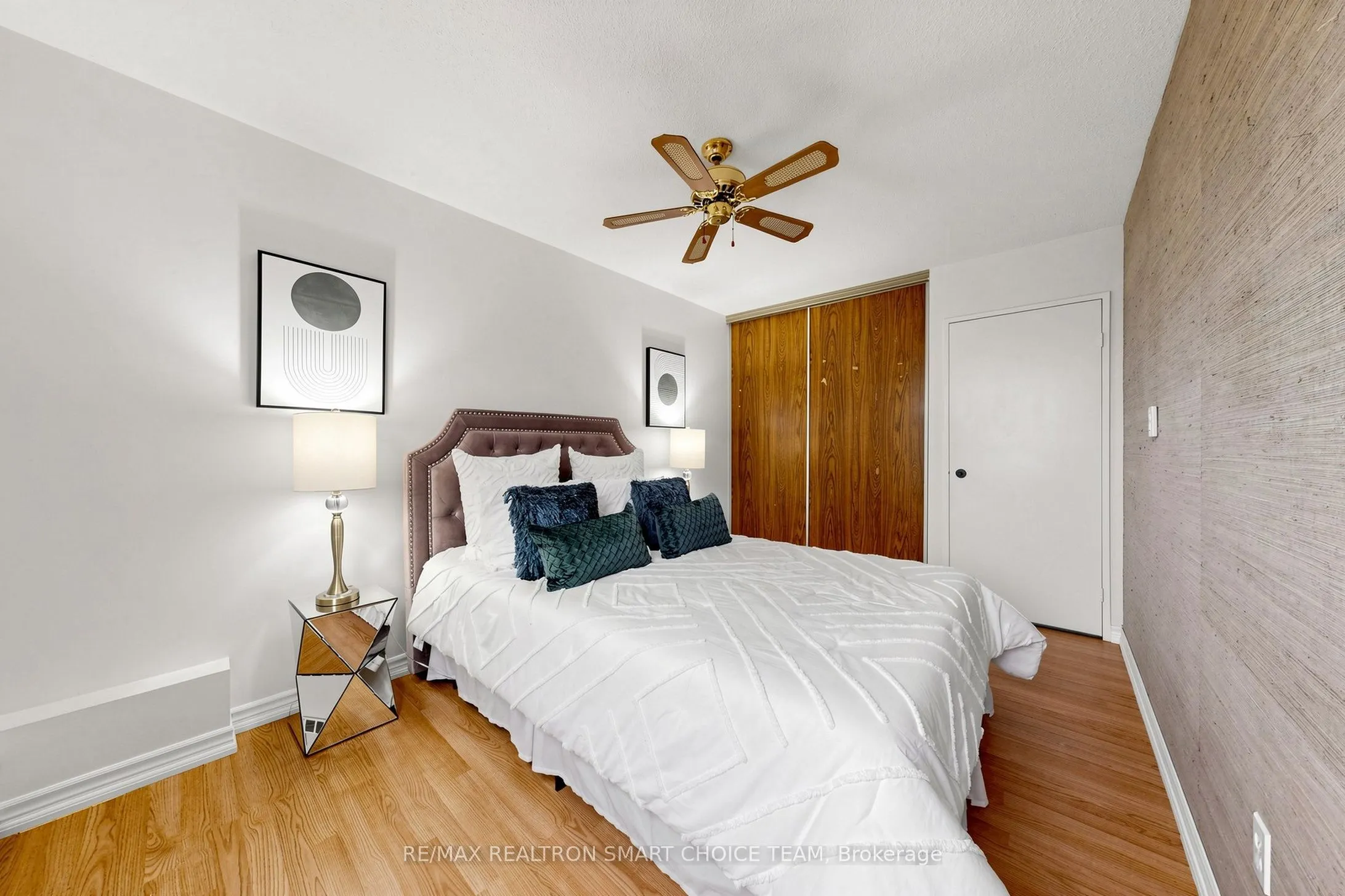 1250 Bridletowne Circle #907