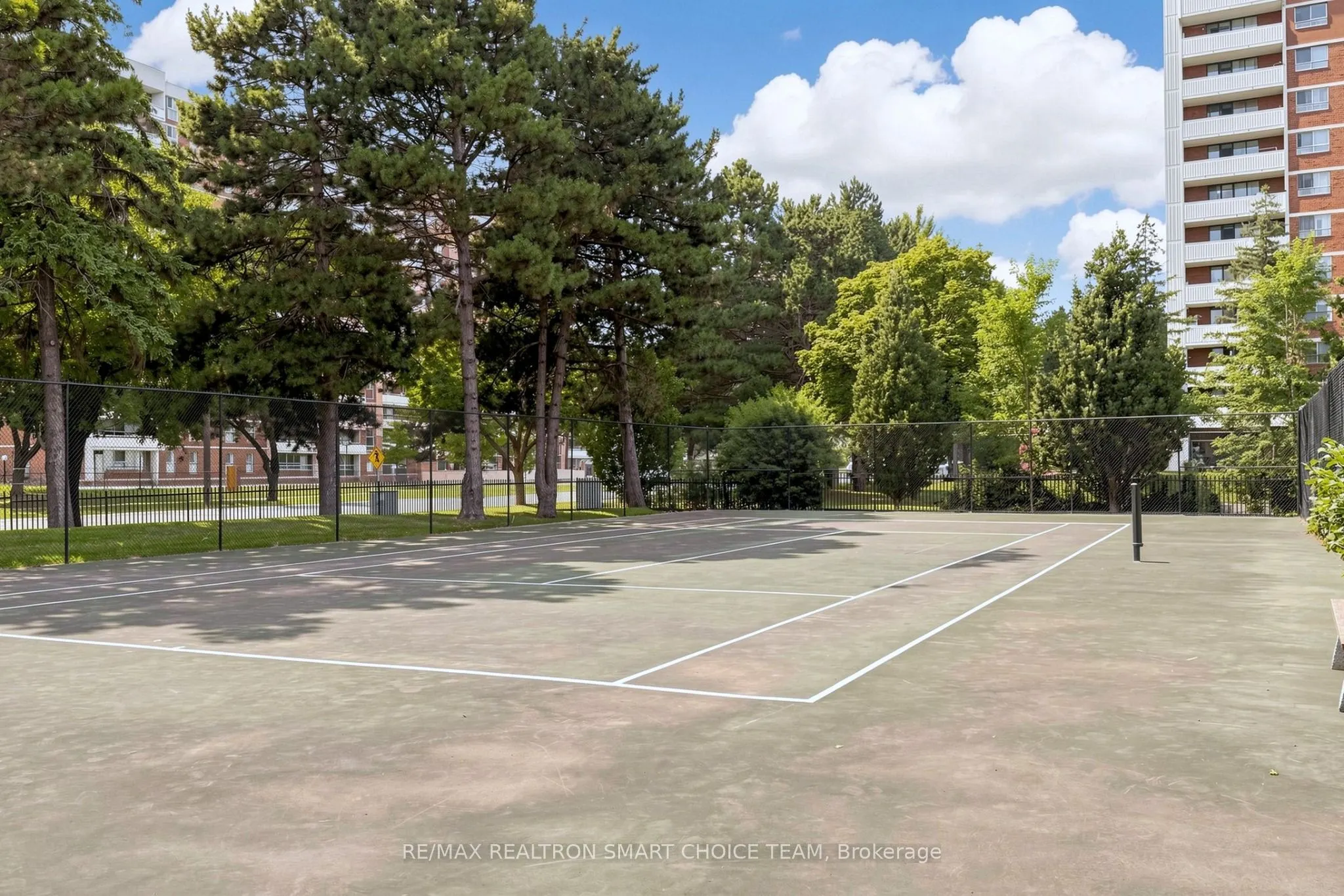 1250 Bridletowne Circle #907