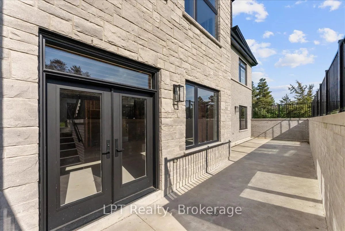 67 Charles Tilley Crescent