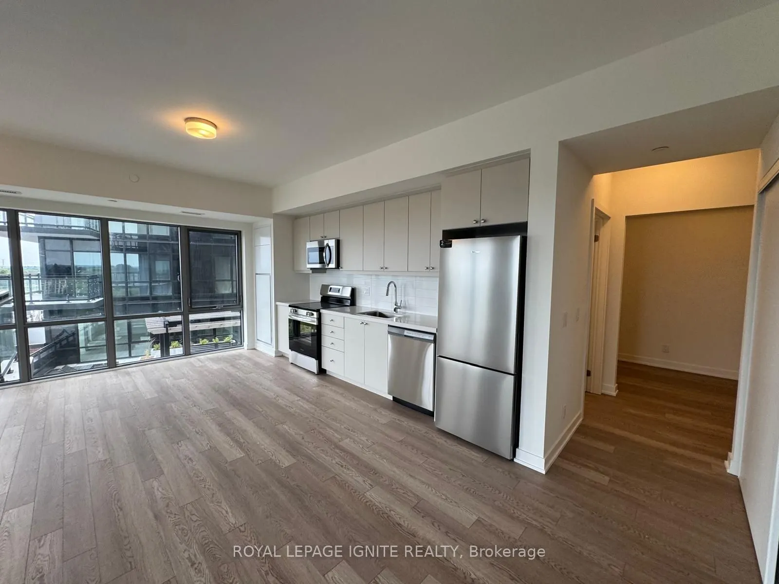 51 Clarington Boulevard #801