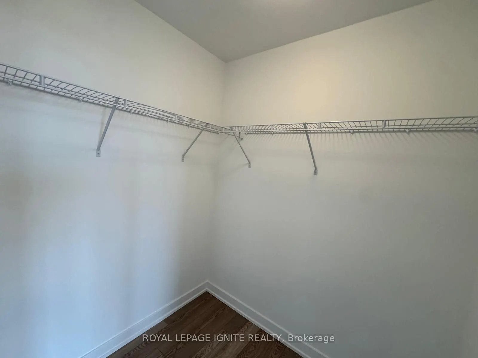 51 Clarington Boulevard #801