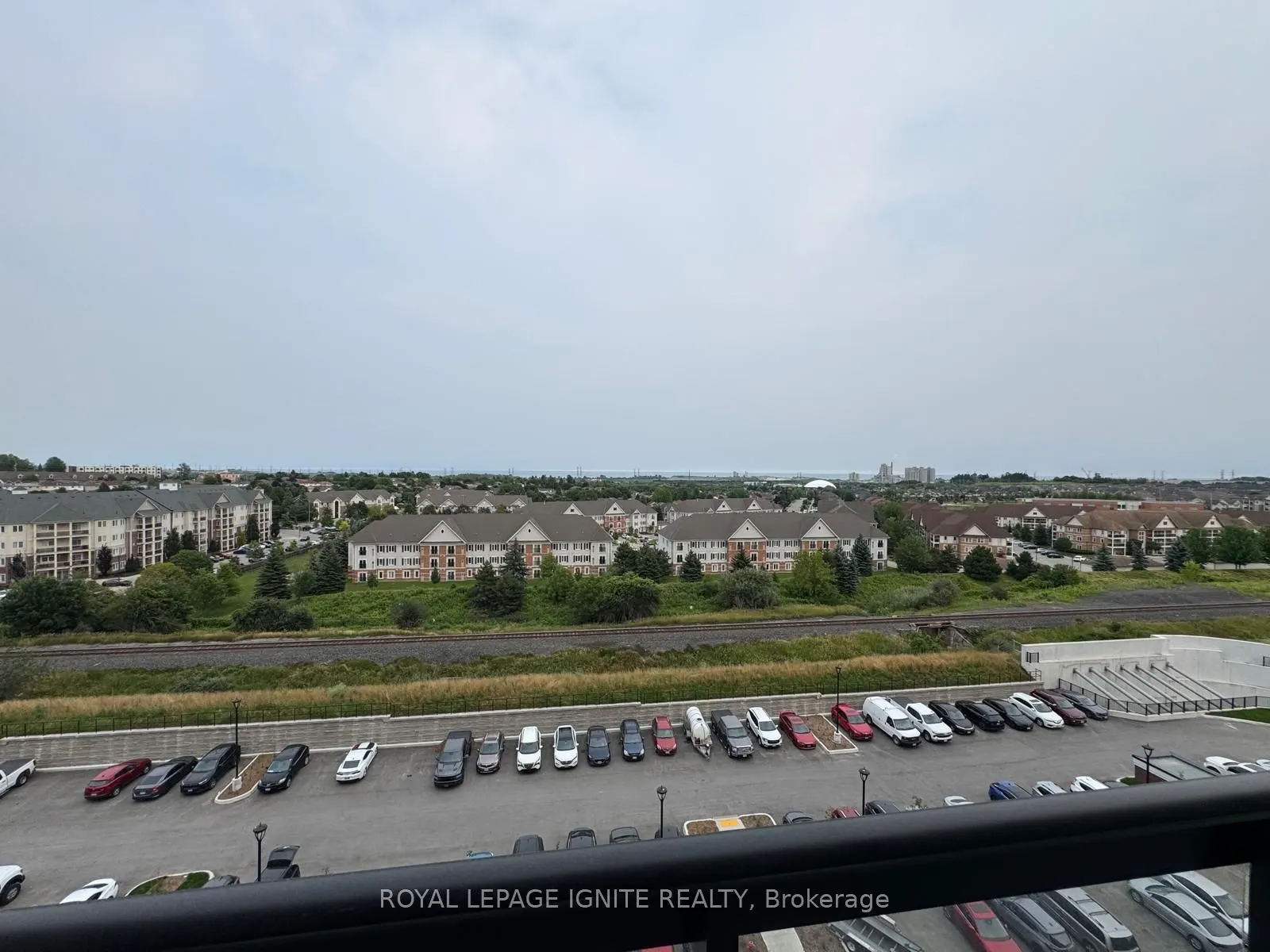51 Clarington Boulevard #801