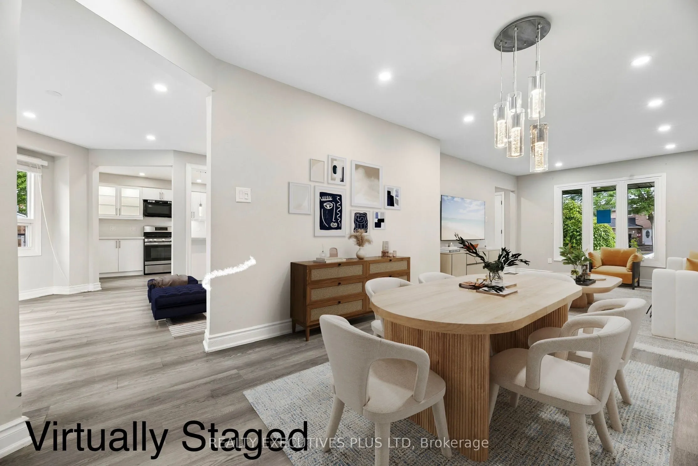 693 Barnes Crescent