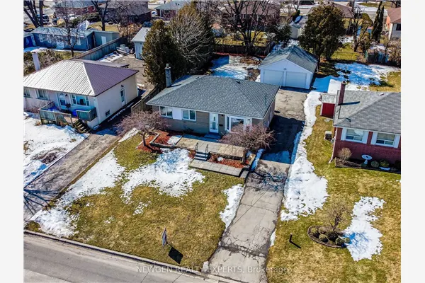 30 Linton Avenue E
