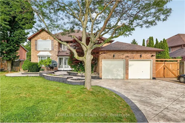 190 Lake Driveway W