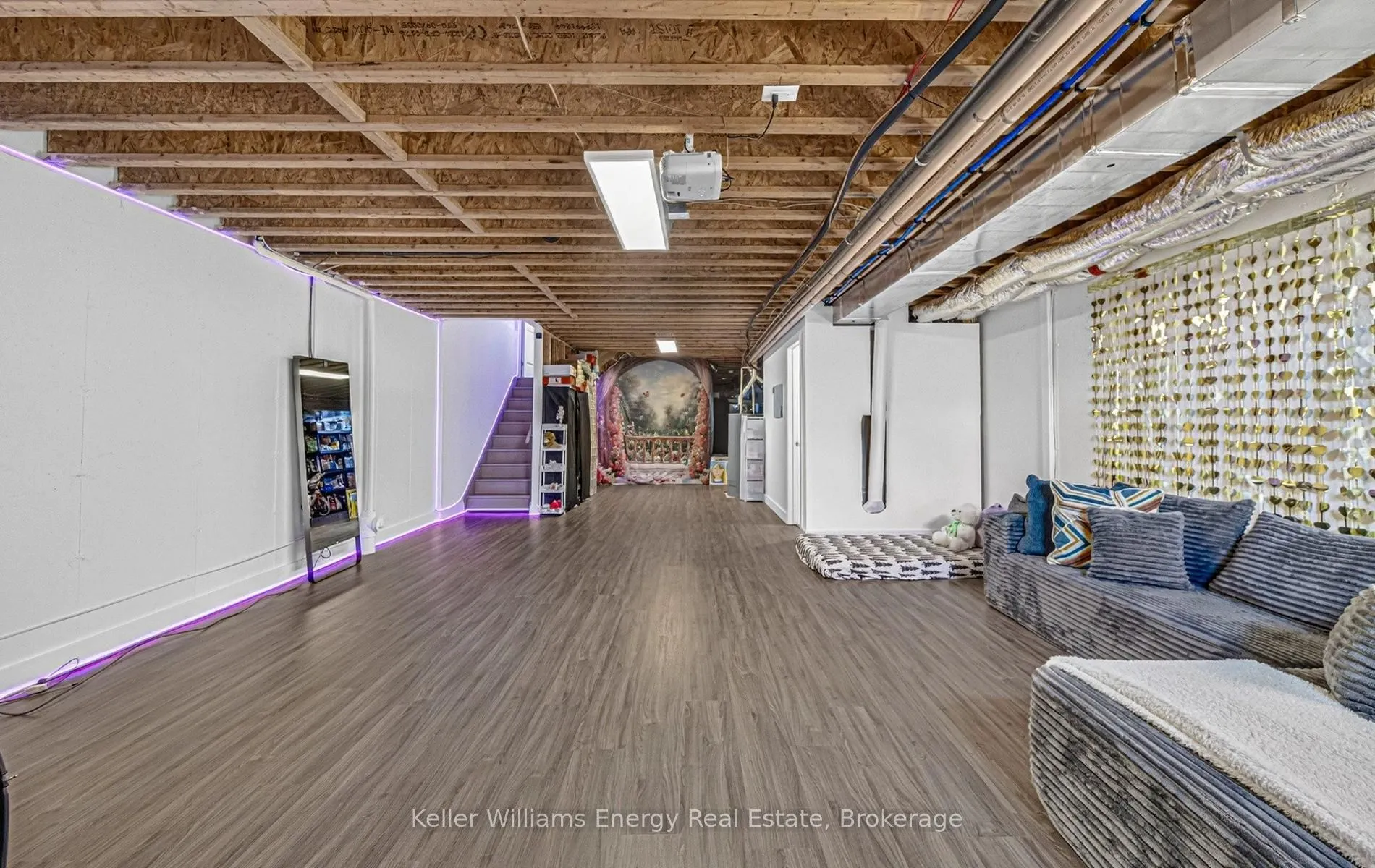 88 Donald Fleming Way