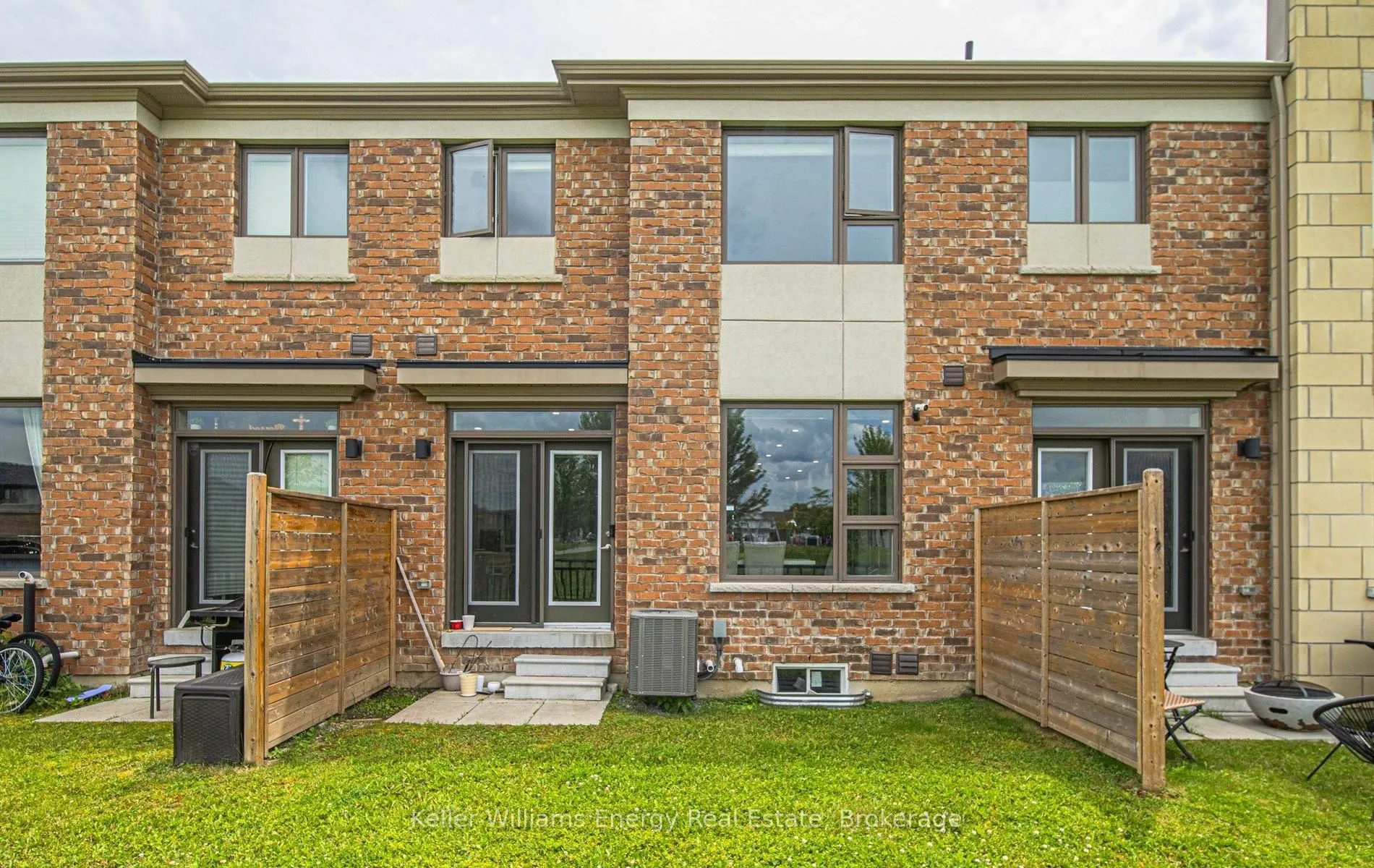 88 Donald Fleming Way