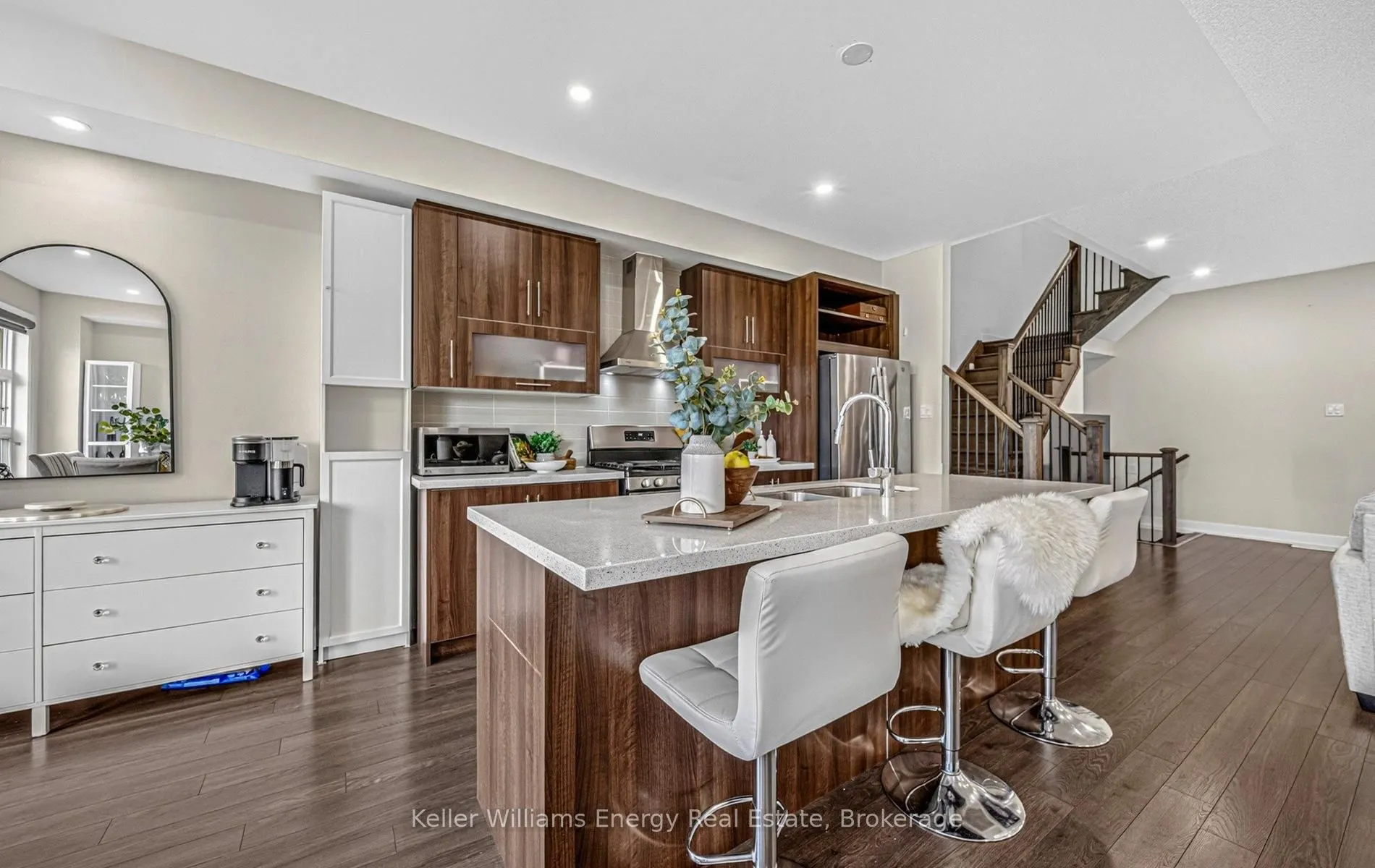 88 Donald Fleming Way