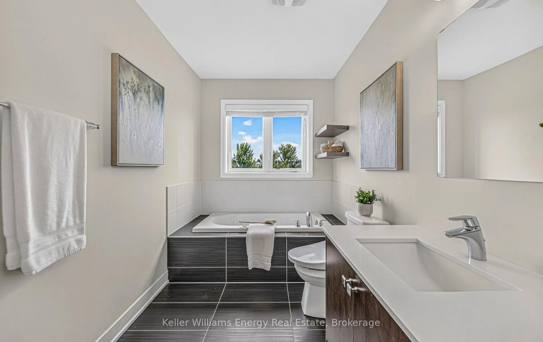 88 Donald Fleming Way