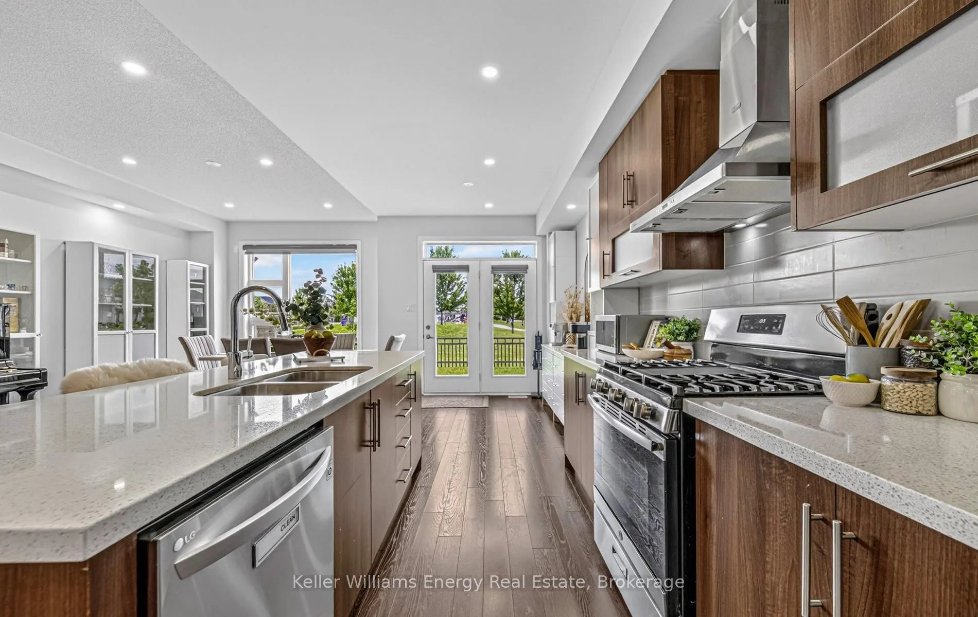 88 Donald Fleming Way
