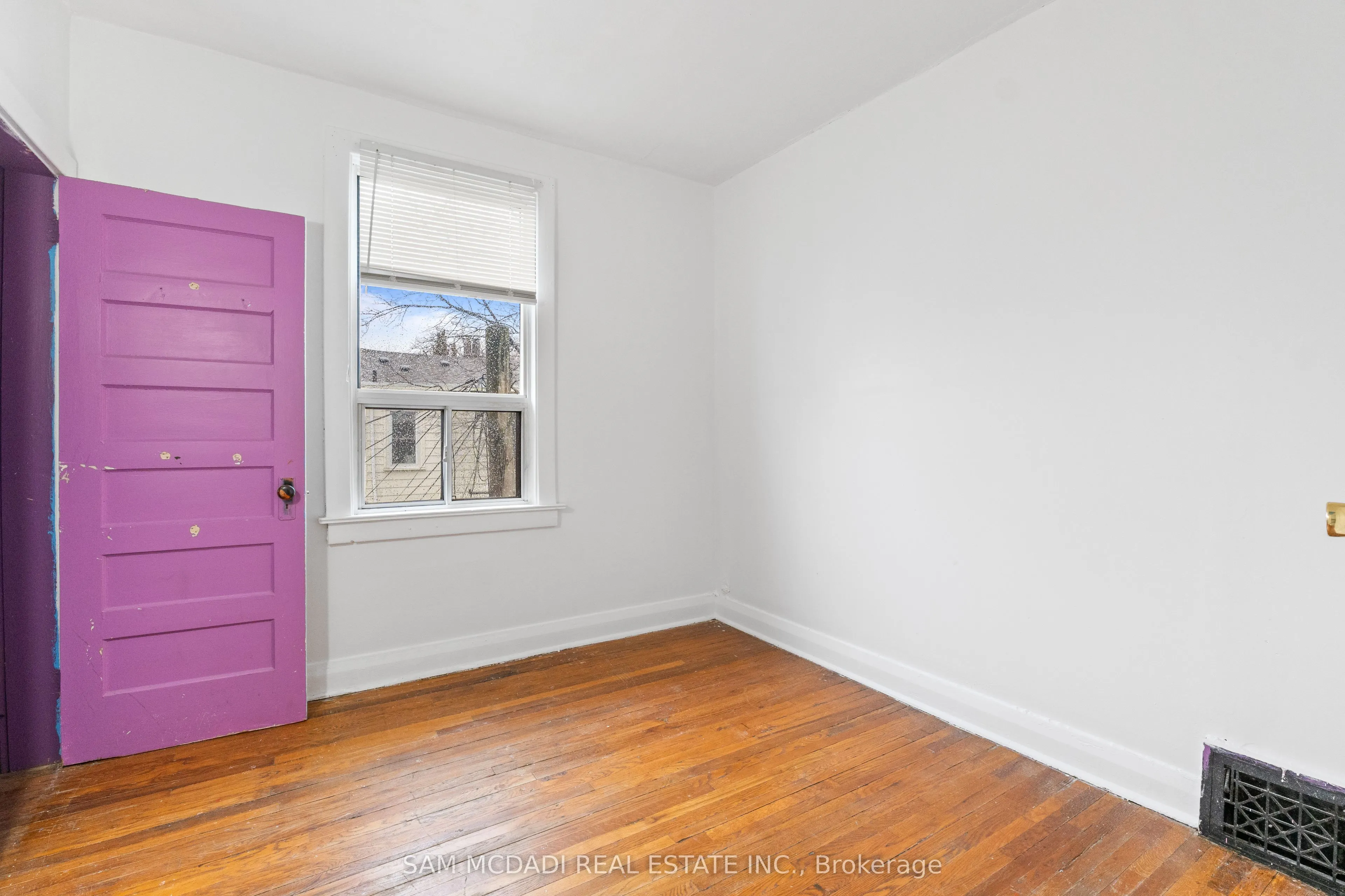 259 Milverton Boulevard