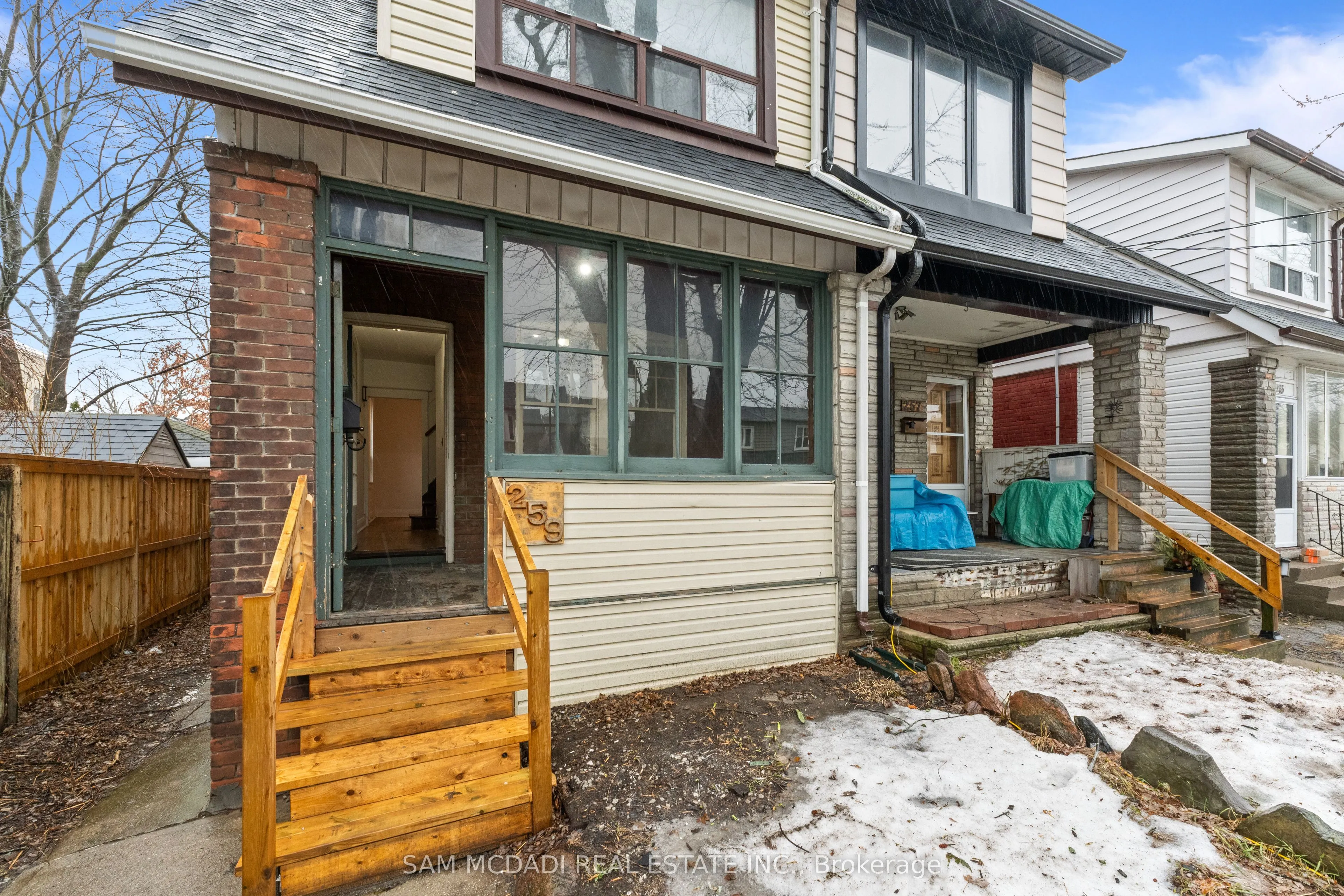 259 Milverton Boulevard