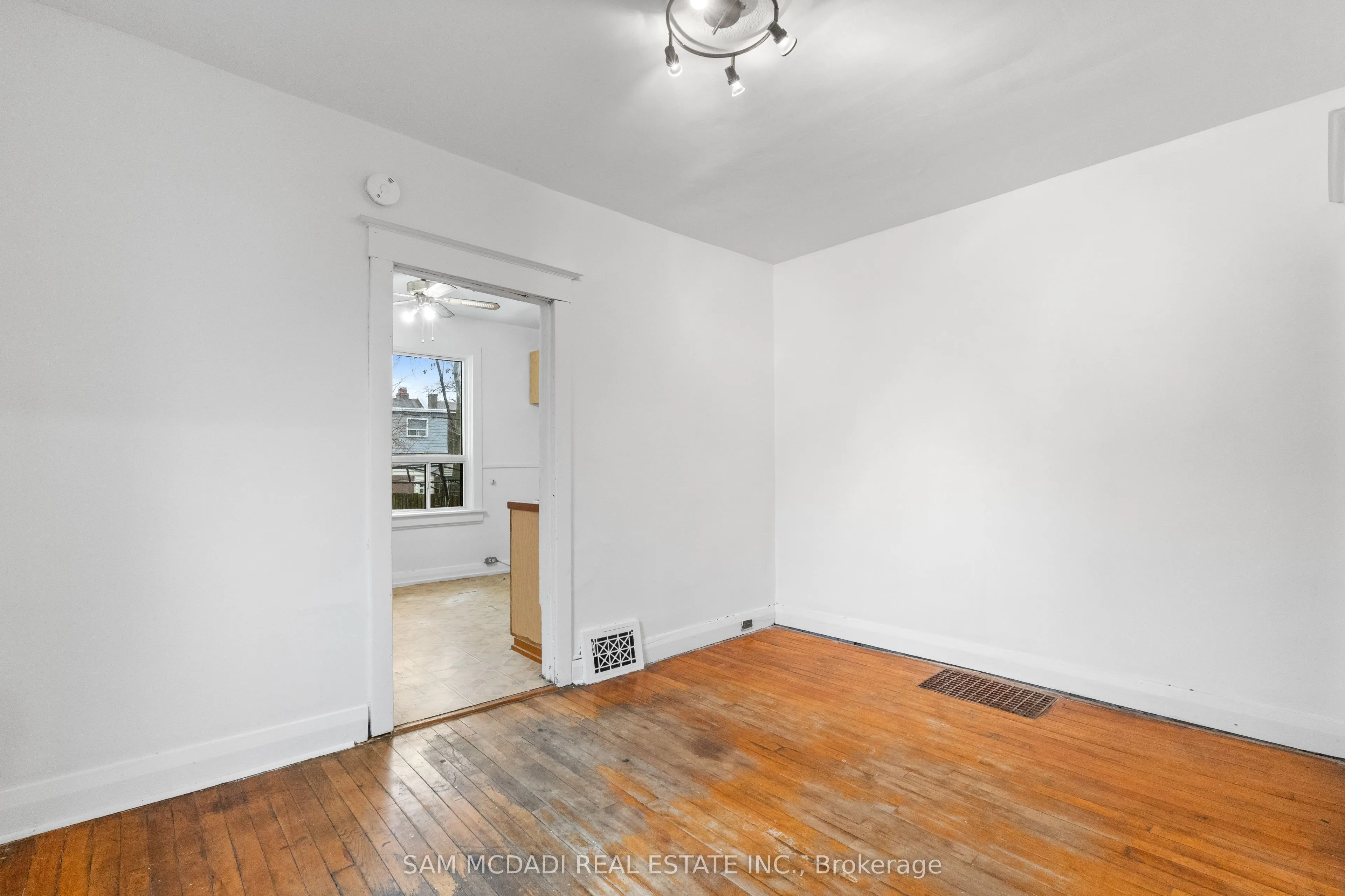 259 Milverton Boulevard