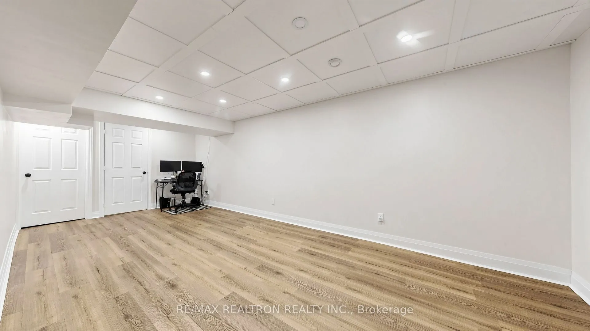 1640 Nichol Avenue #4