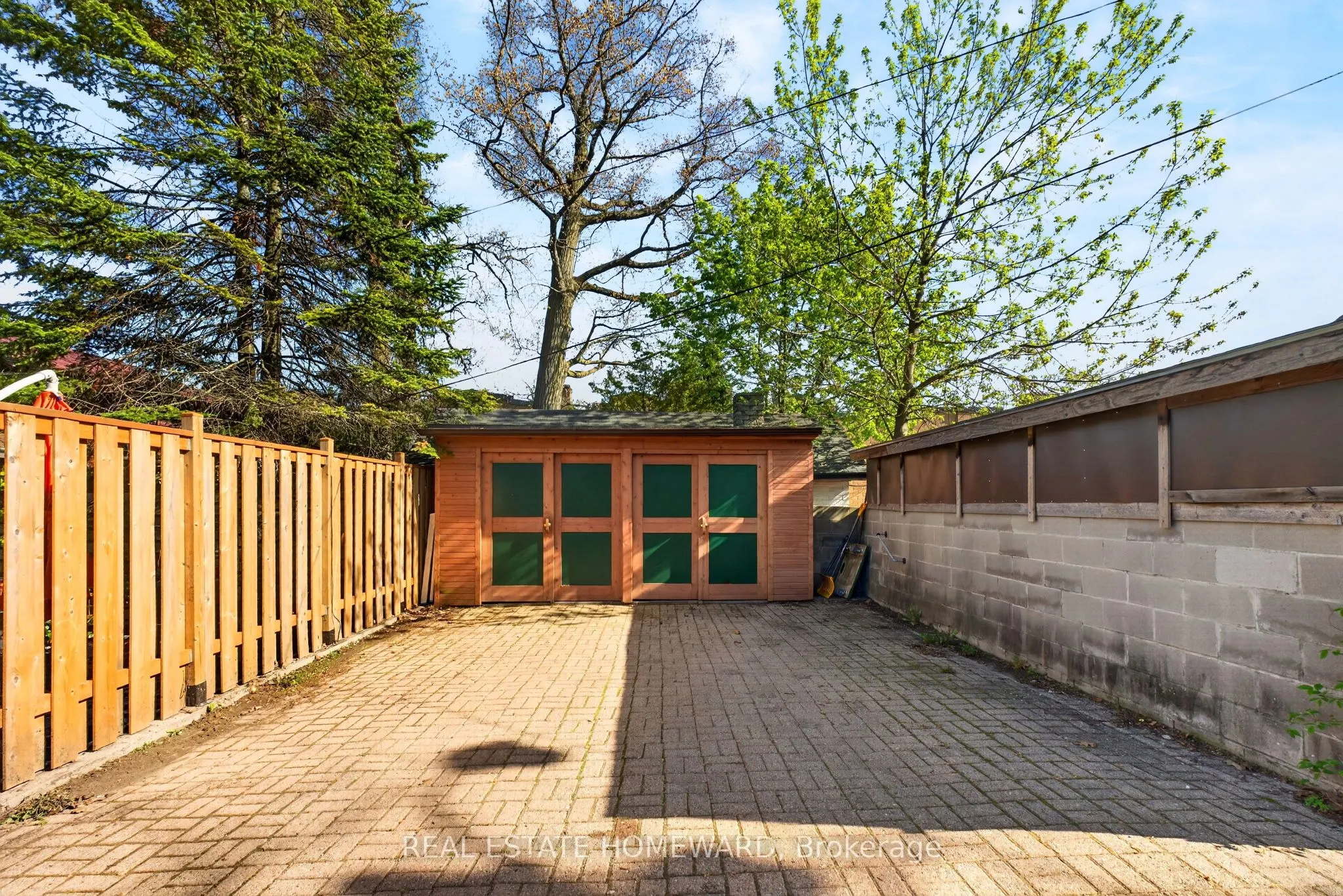 128 Glen Manor Drive