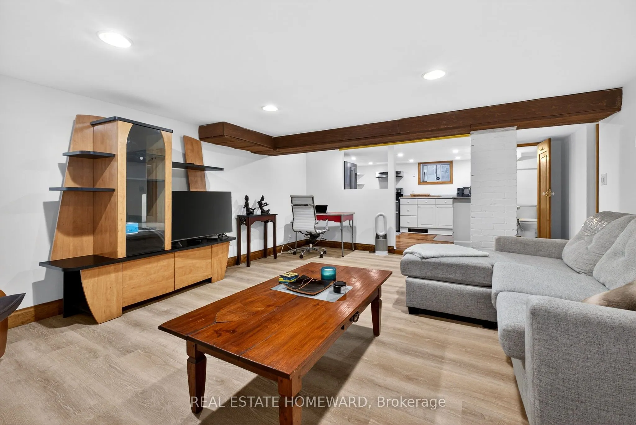 128 Glen Manor Drive