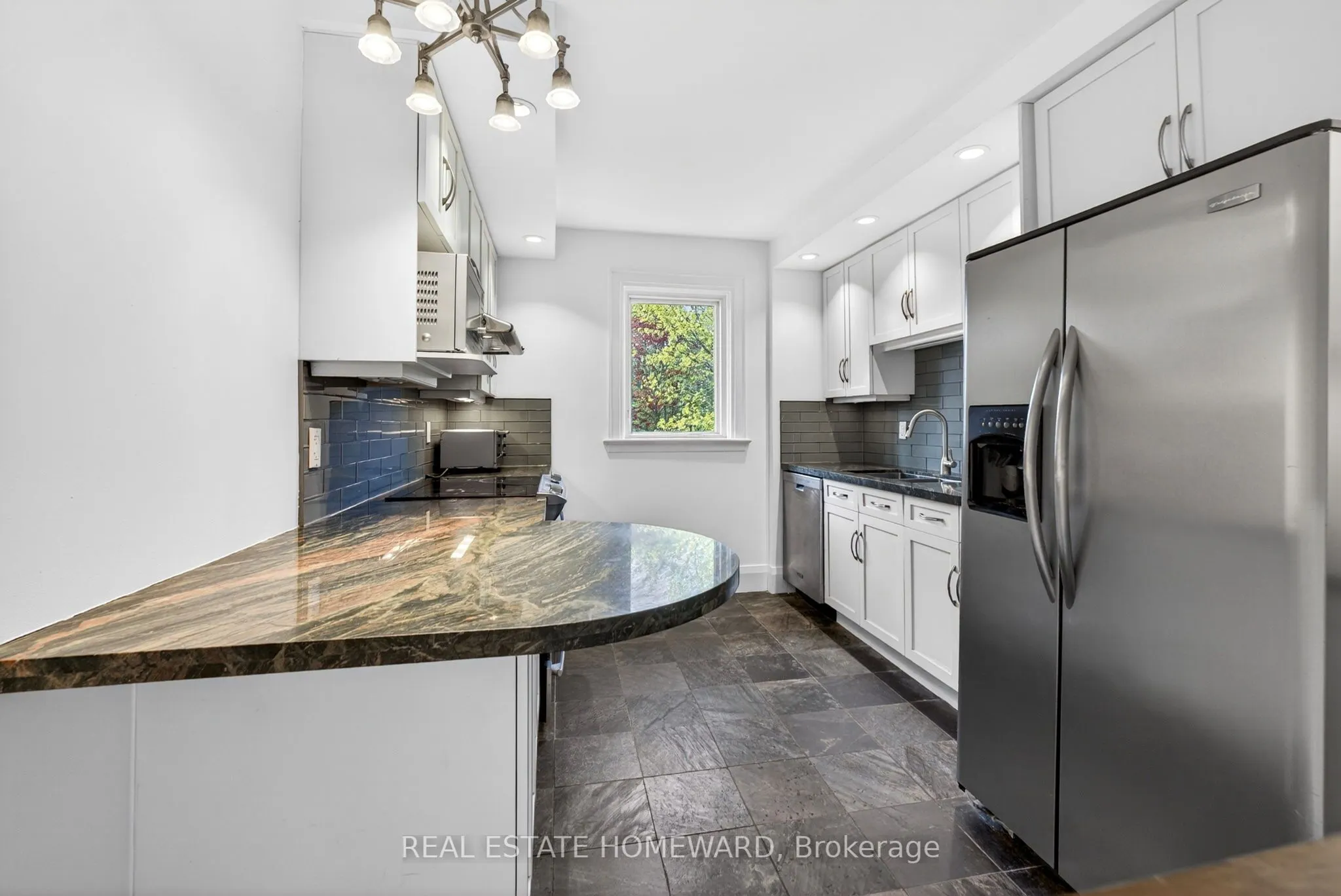 128 Glen Manor Drive