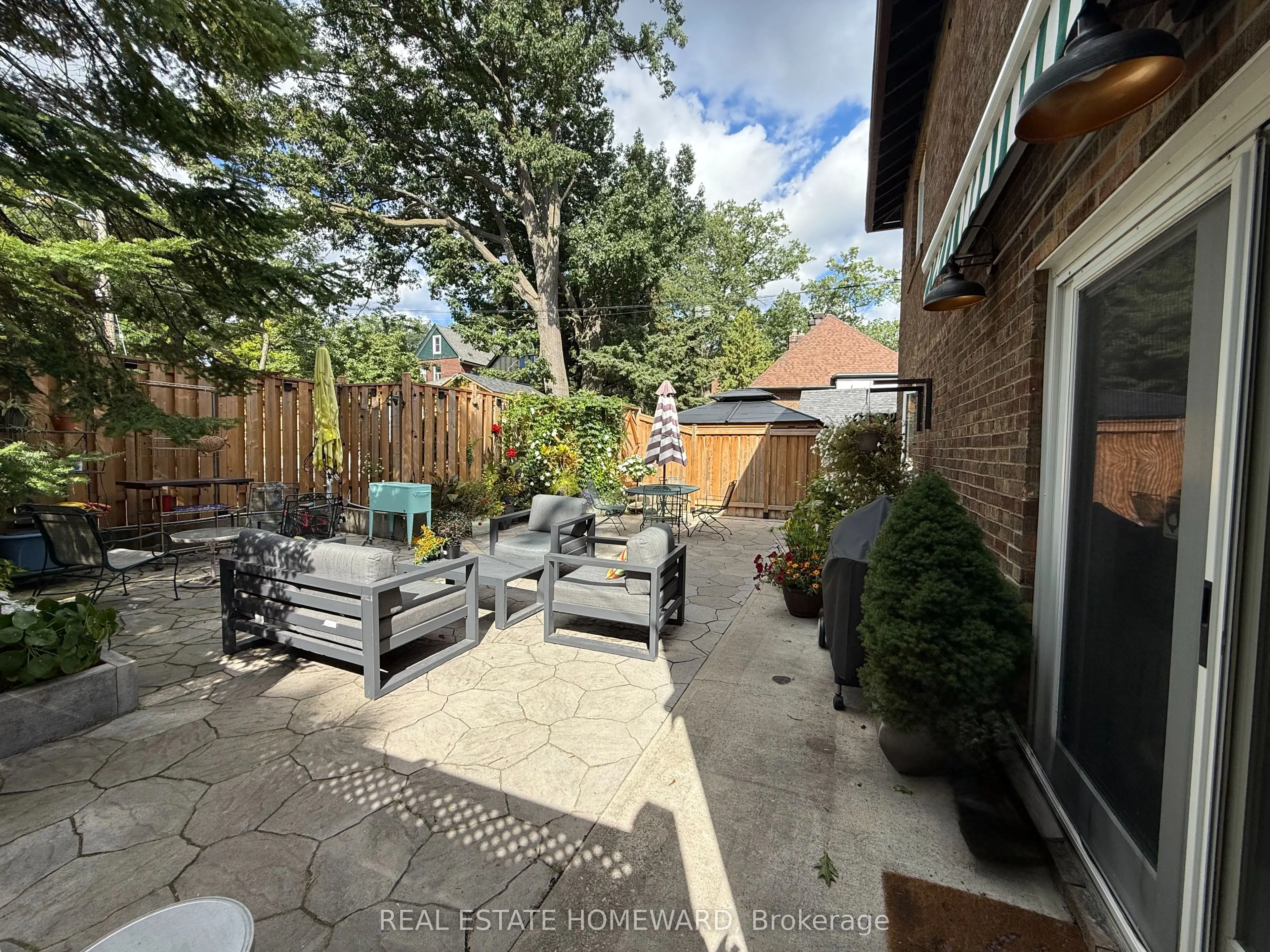128 Glen Manor Drive