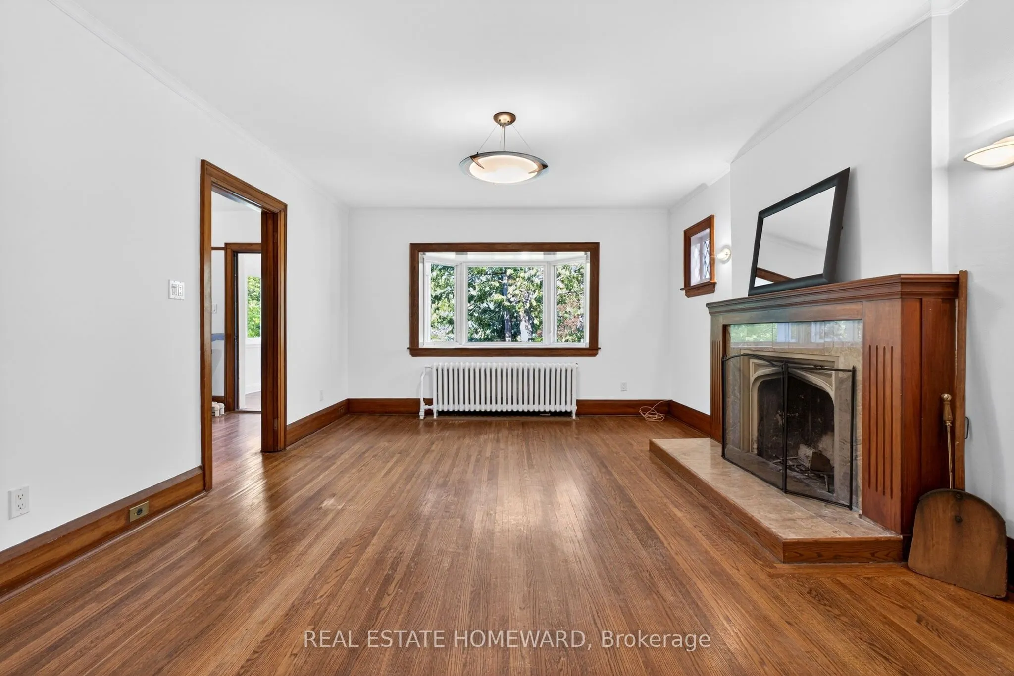 128 Glen Manor Drive