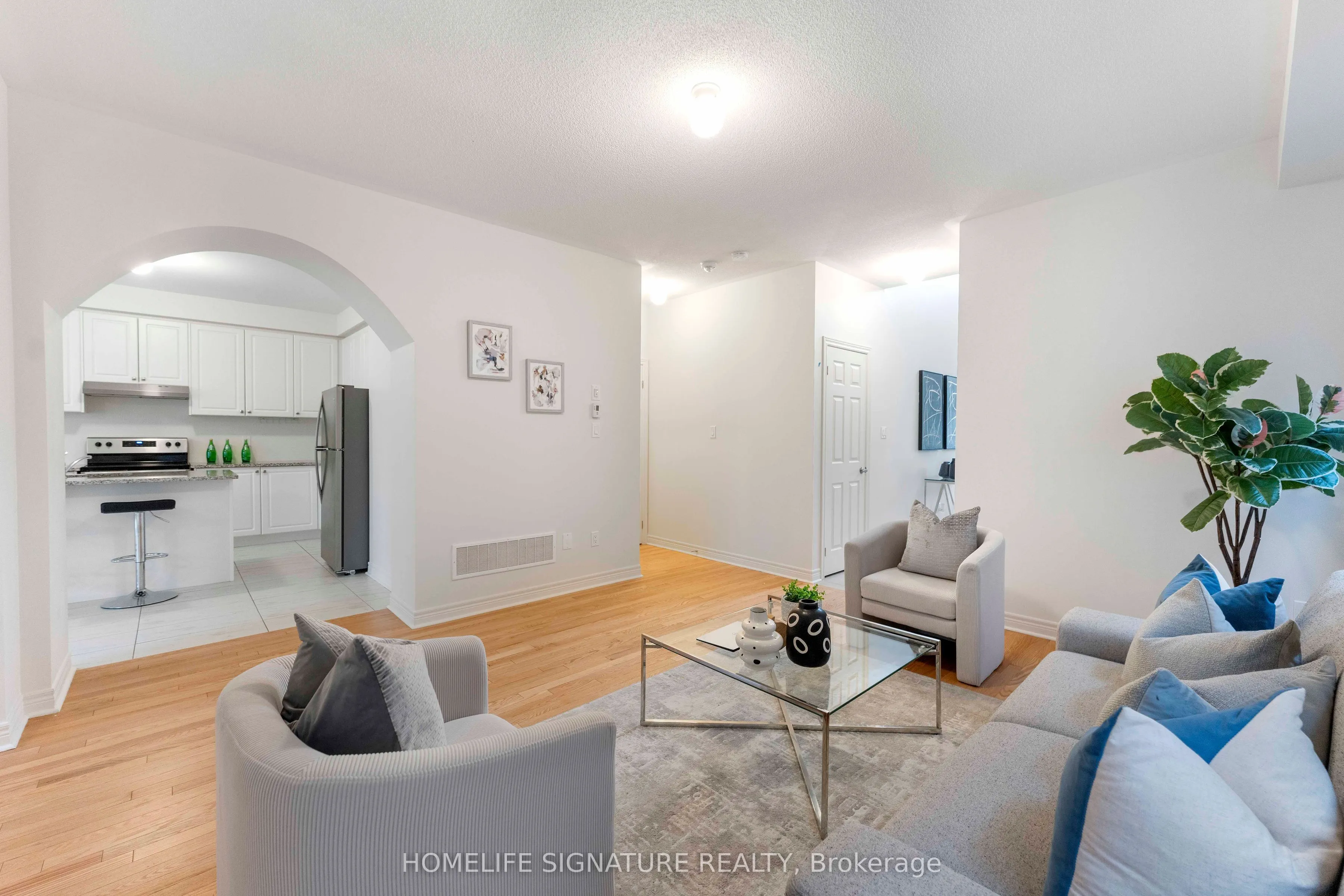 1211 Drinkle Crescent