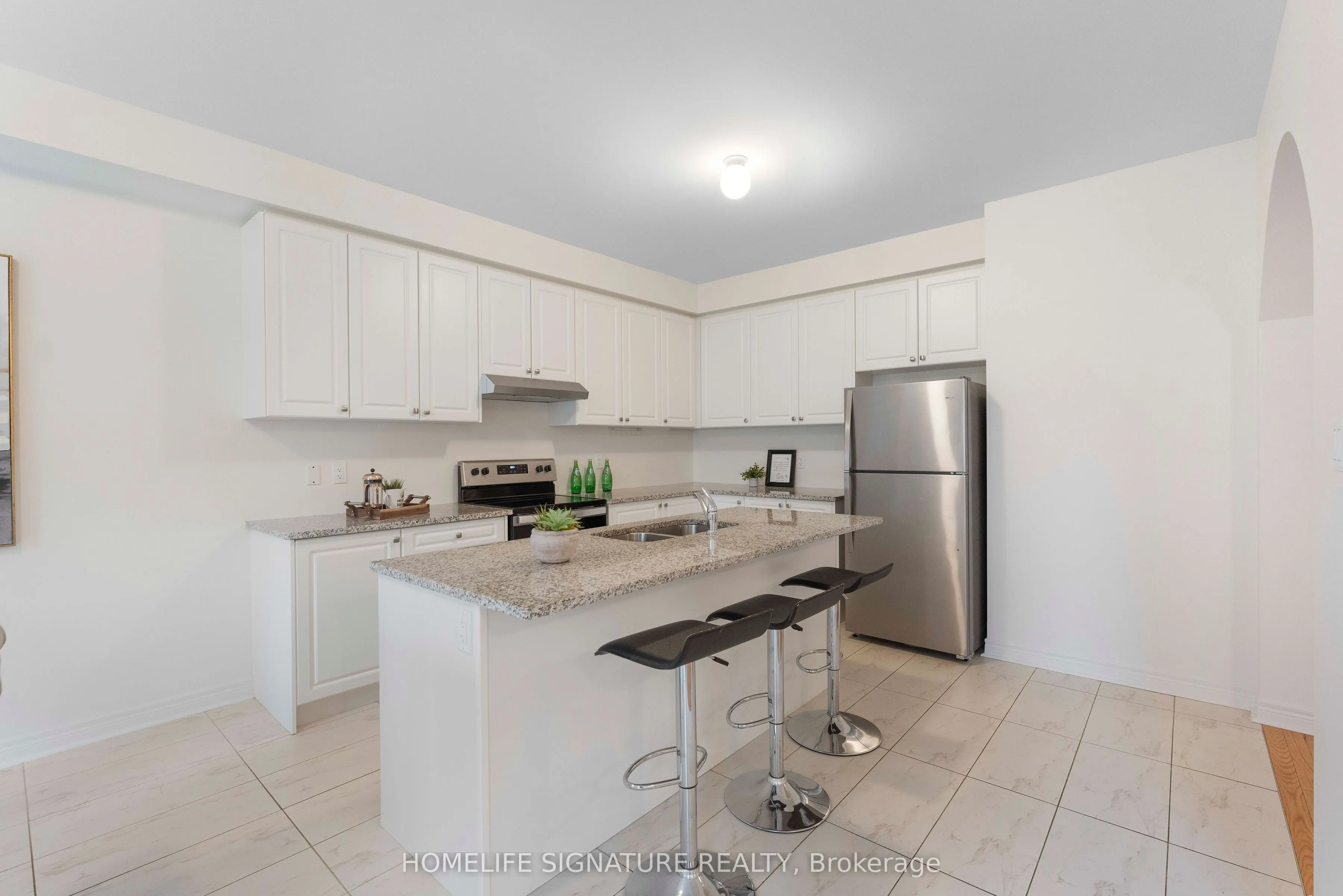 1211 Drinkle Crescent