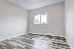 129 Ontario Street #Upper