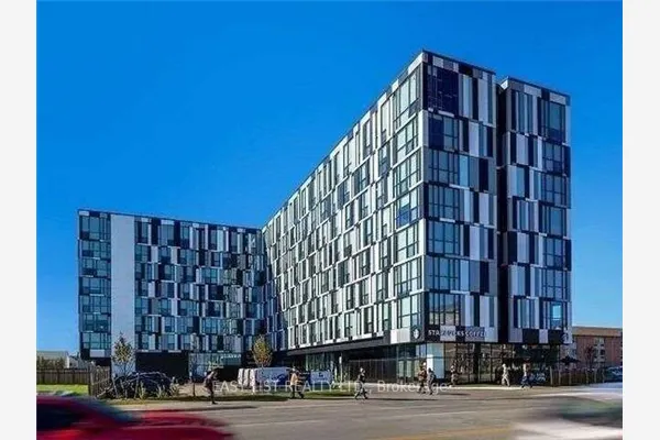 1900 Simcoe Street N