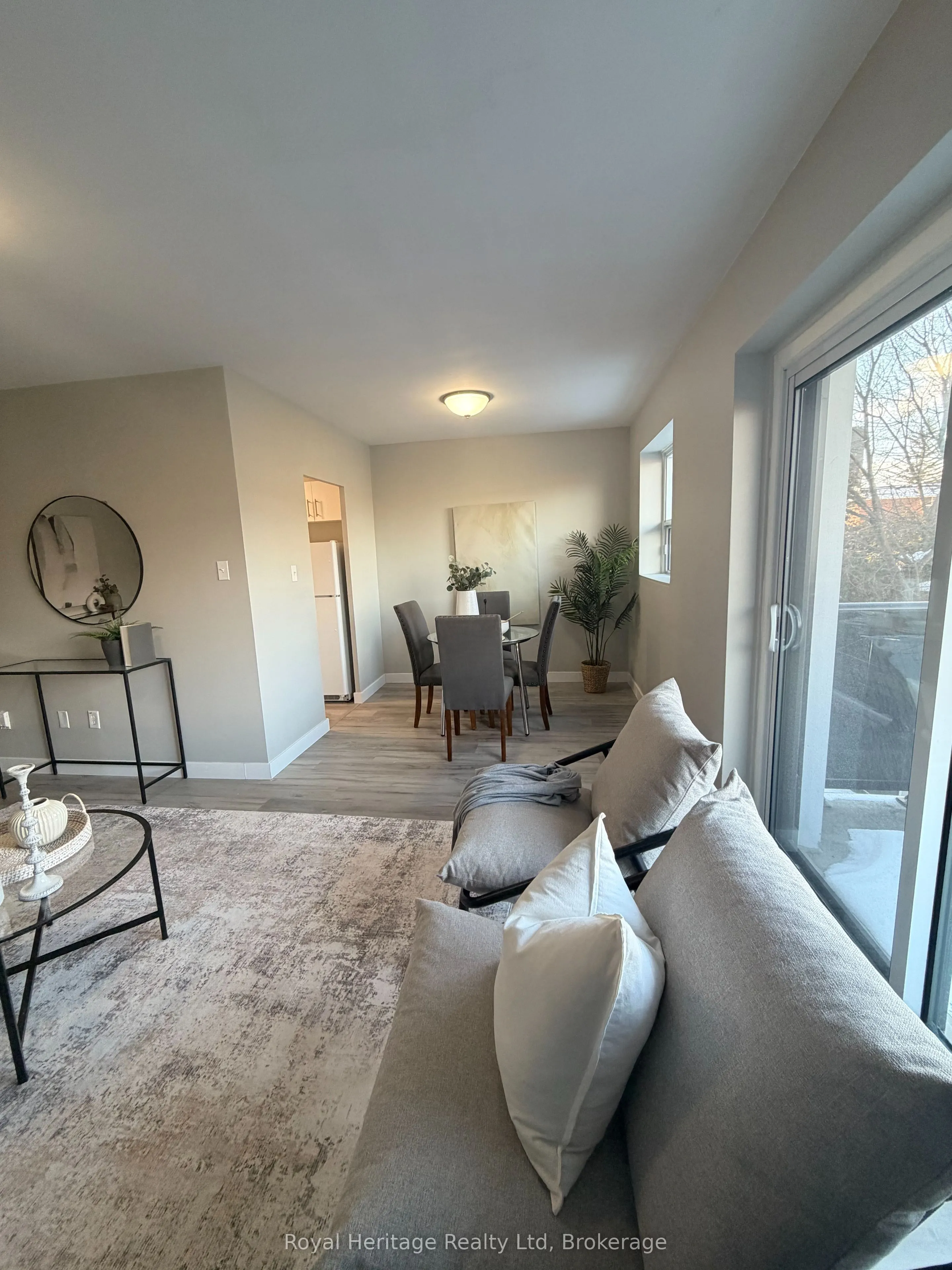 330 Gibb Street #305