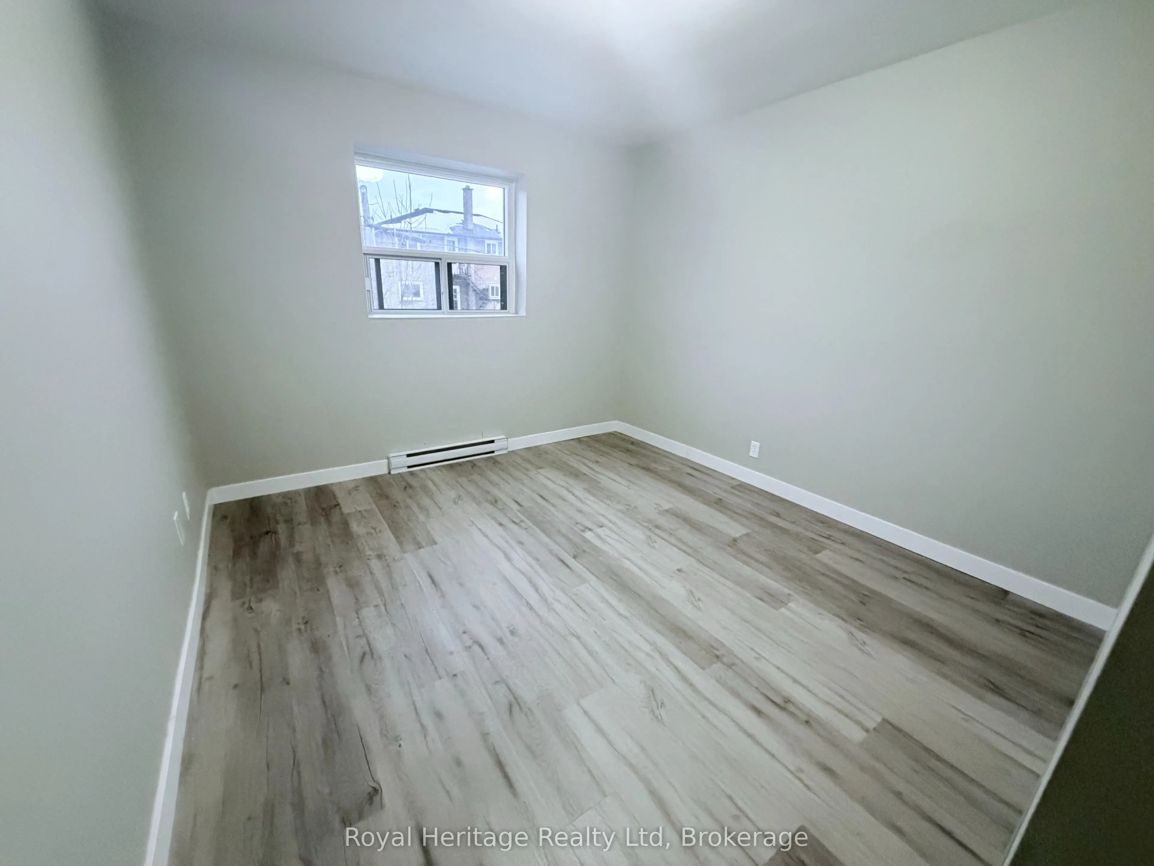 330 Gibb Street #305