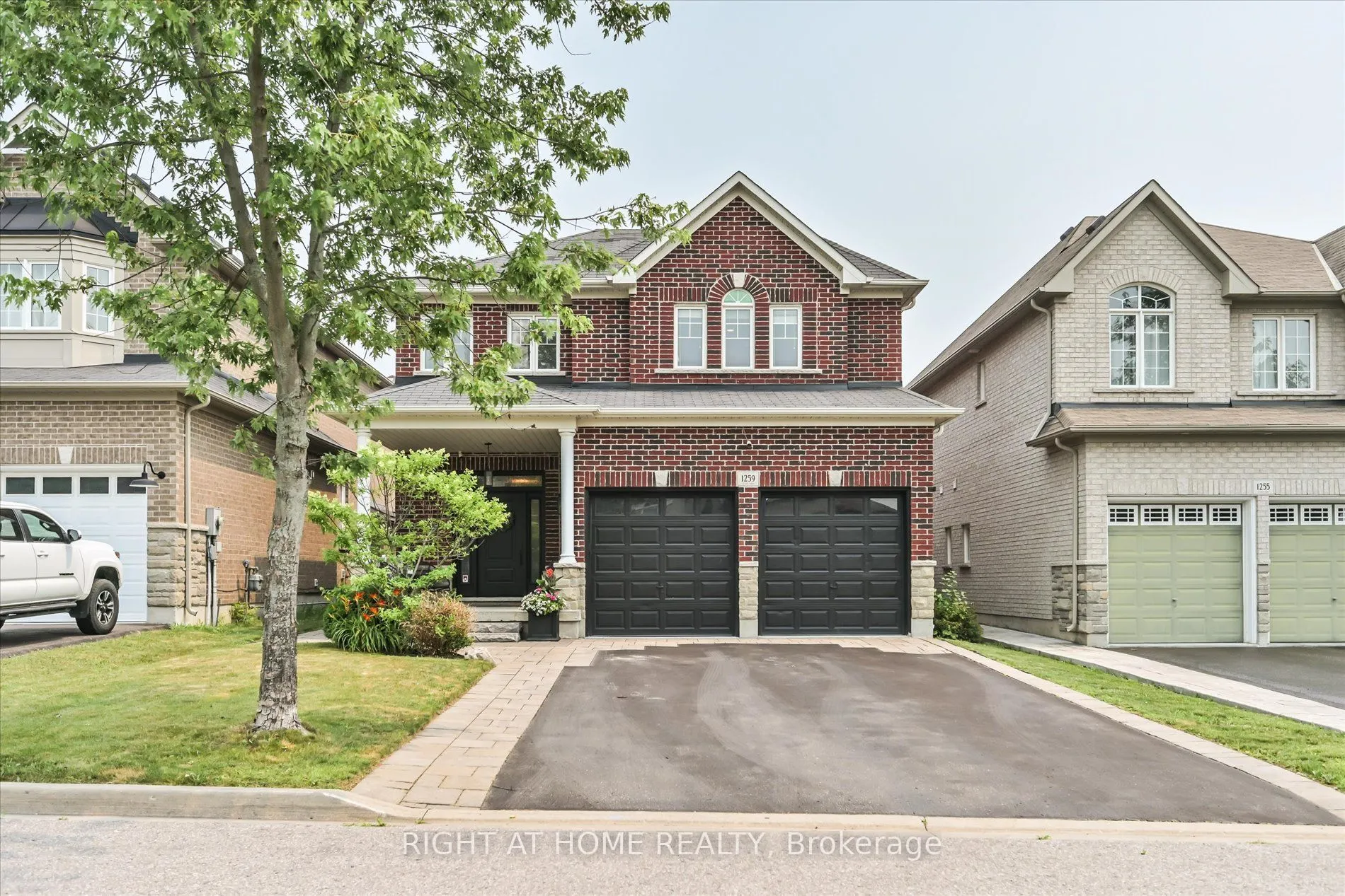 1259 Aldsworth Crescent