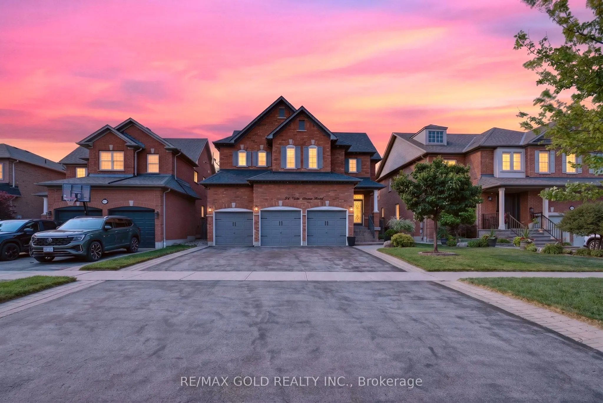 94 Twin Streams Road