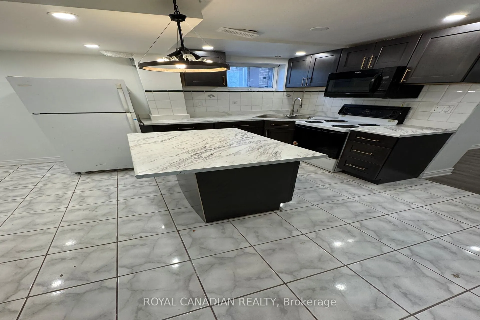 312 Coronation Drive #BSMT