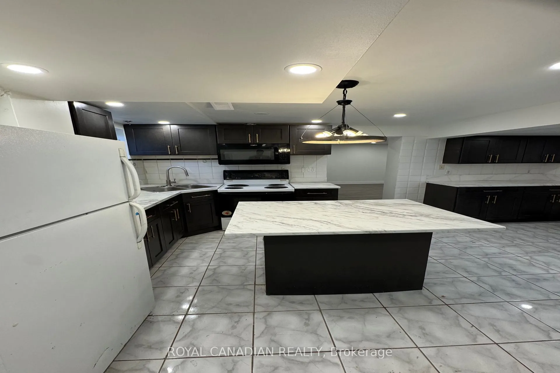 312 Coronation Drive #BSMT