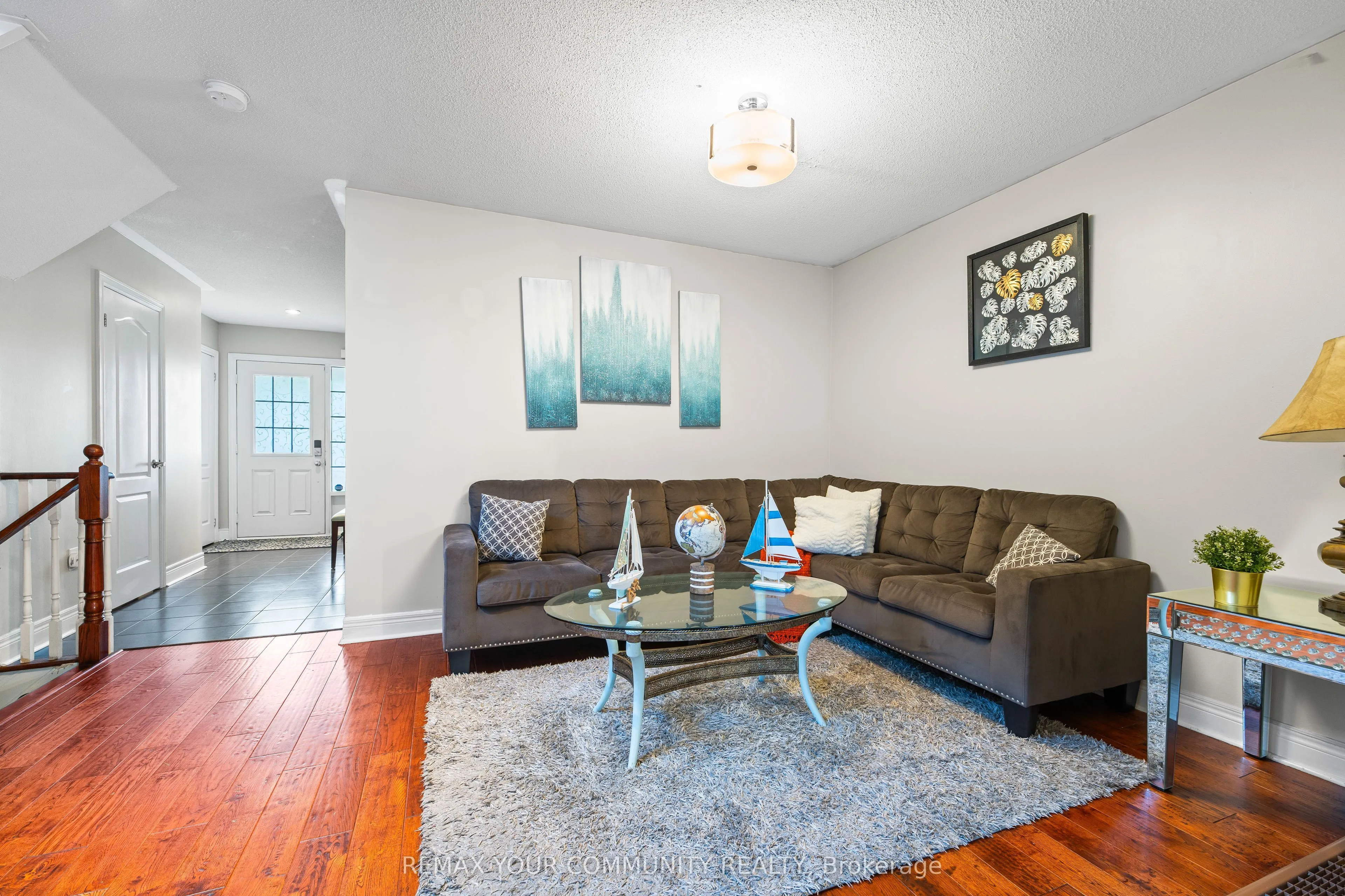 164 Dewell Crescent