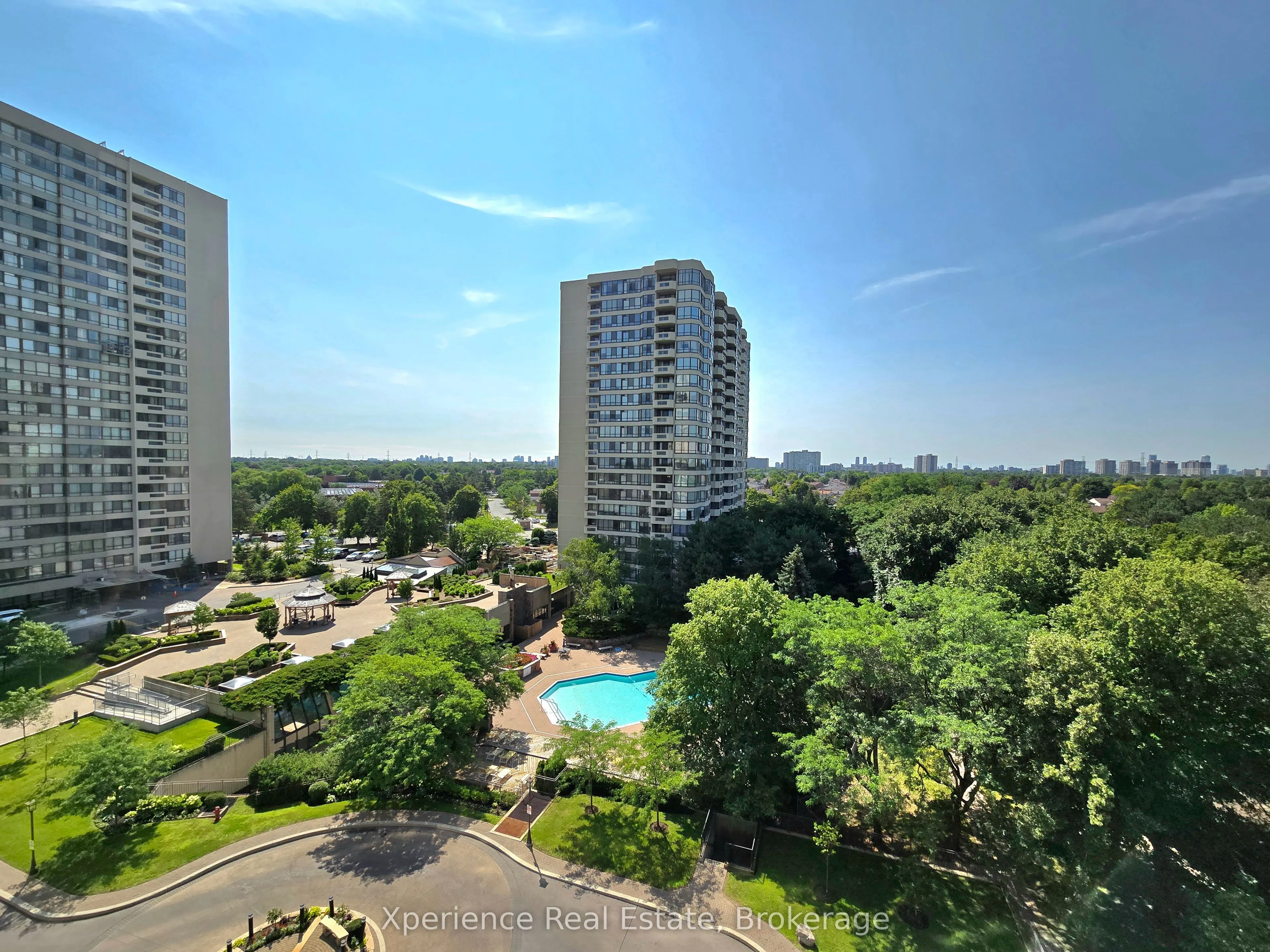 275 Bamburgh Circle #806