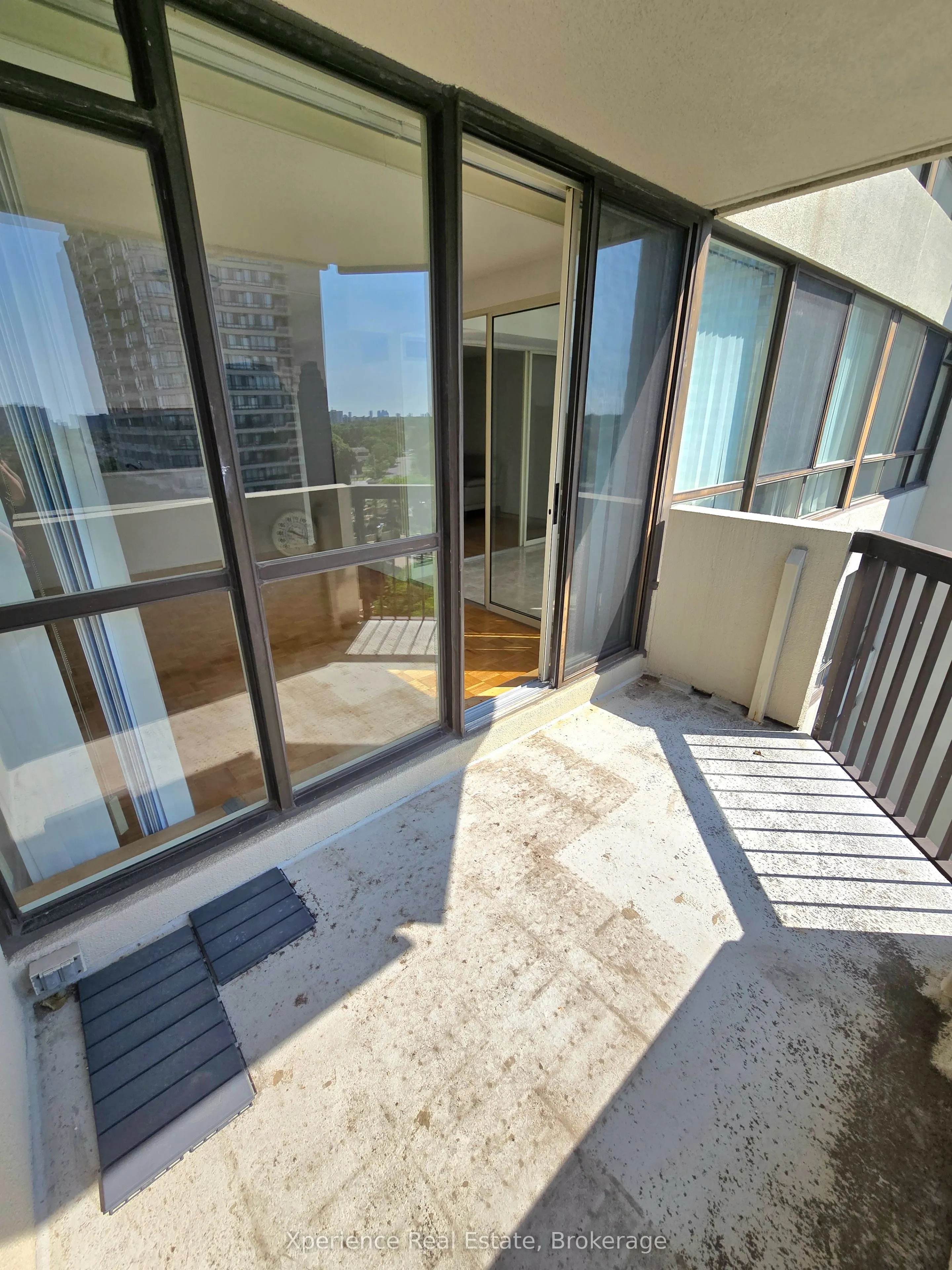 275 Bamburgh Circle #806