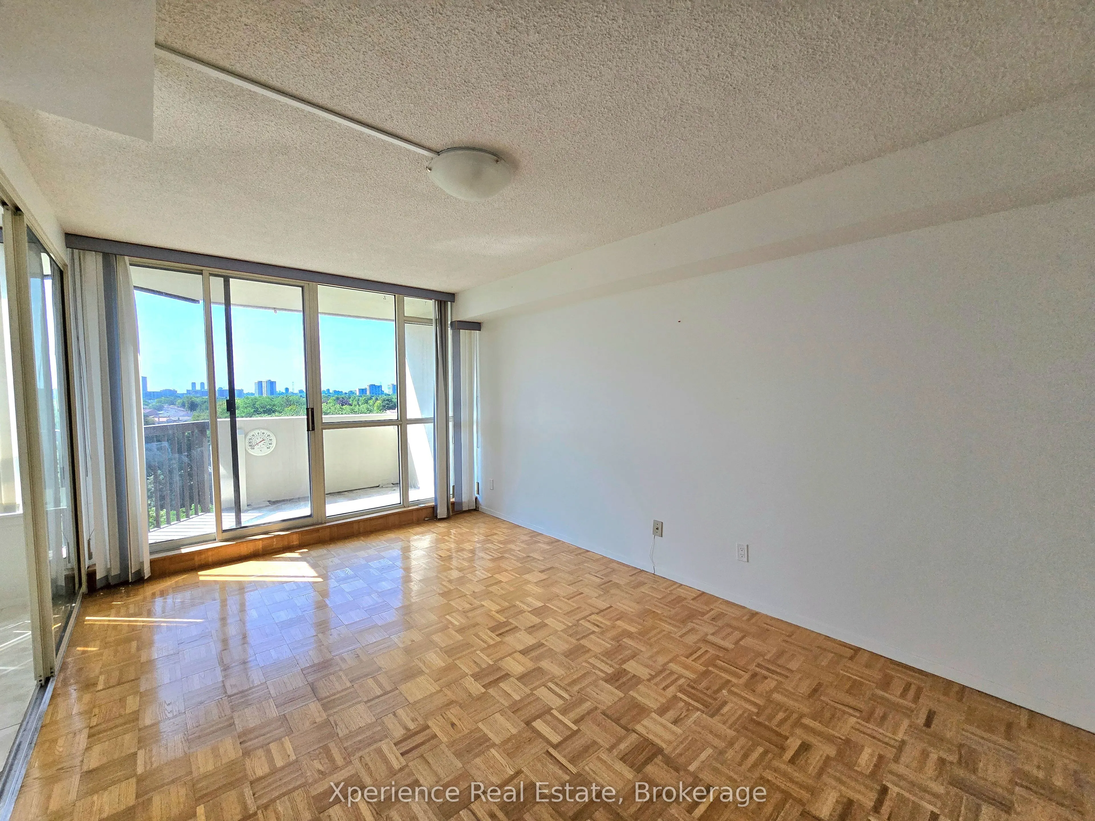275 Bamburgh Circle #806