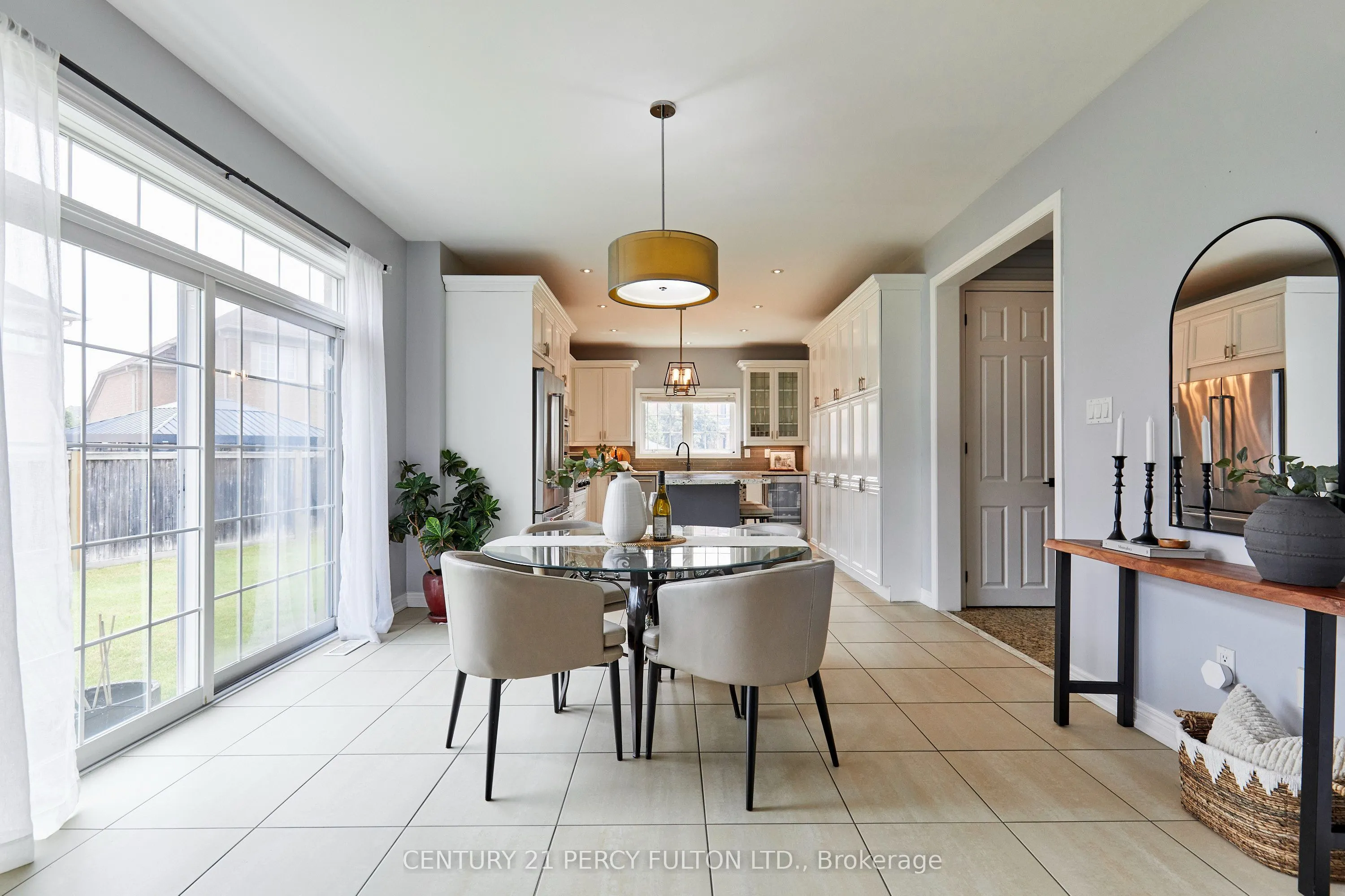 8 Mackeller Court