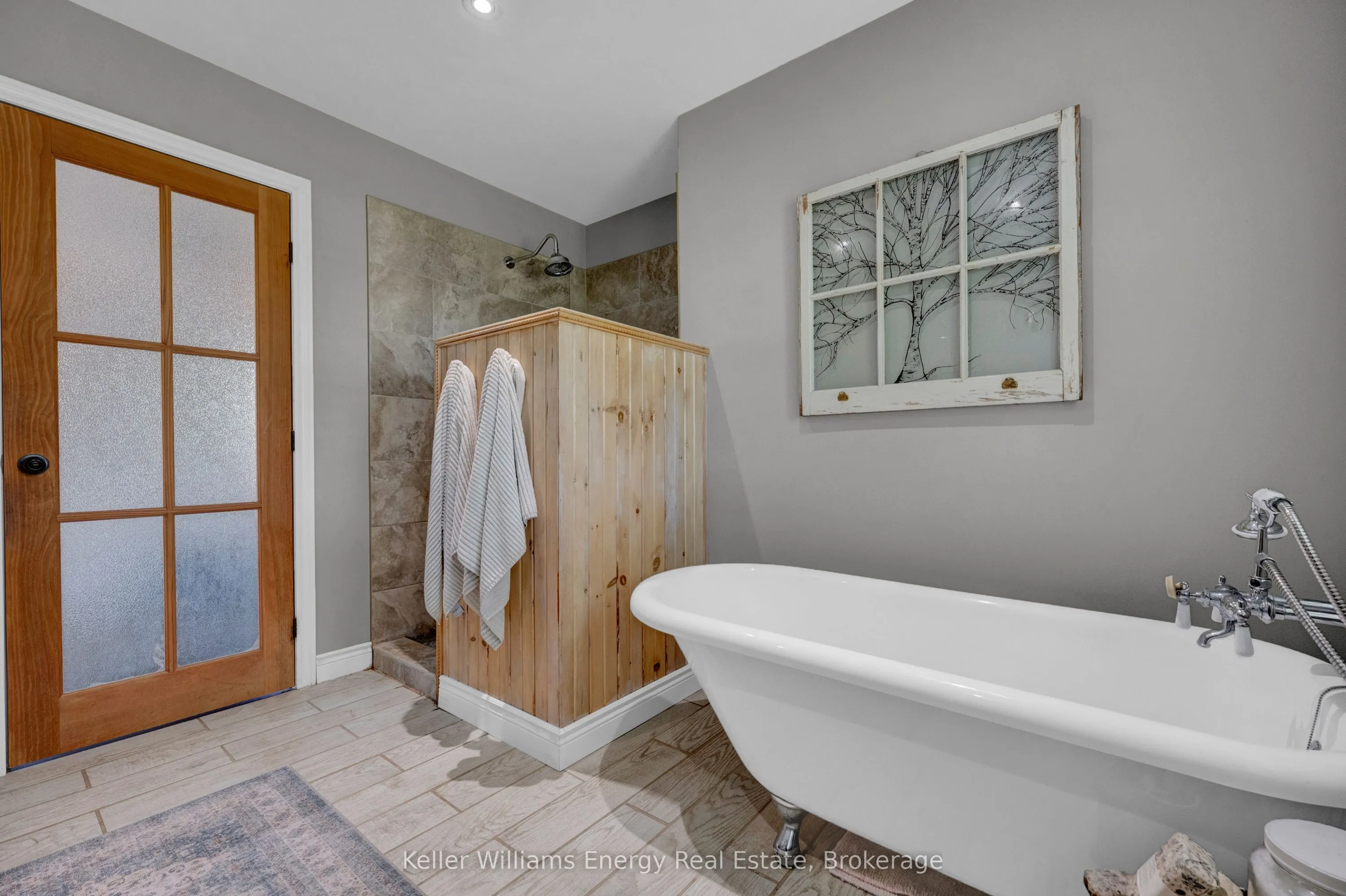 7483 Bethesda Road