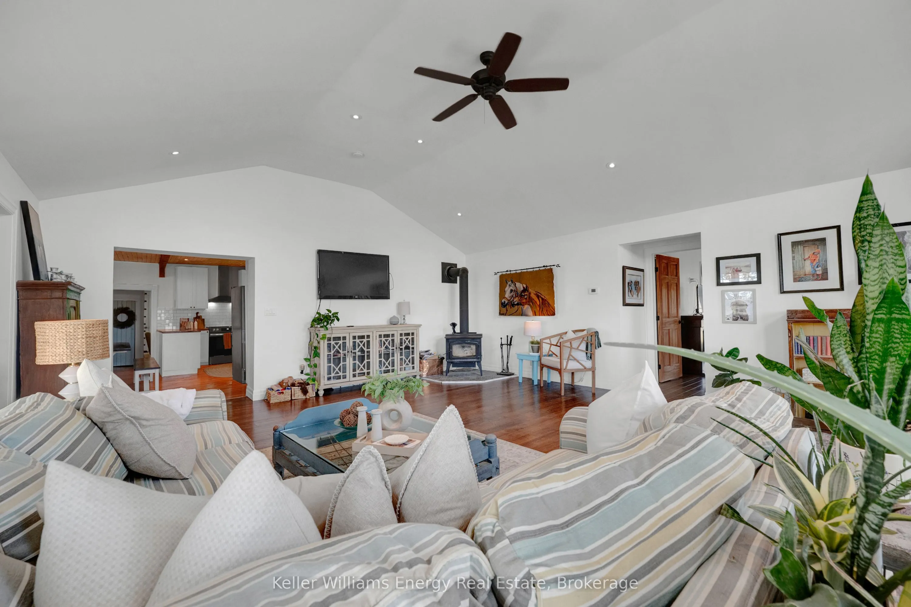 7483 Bethesda Road