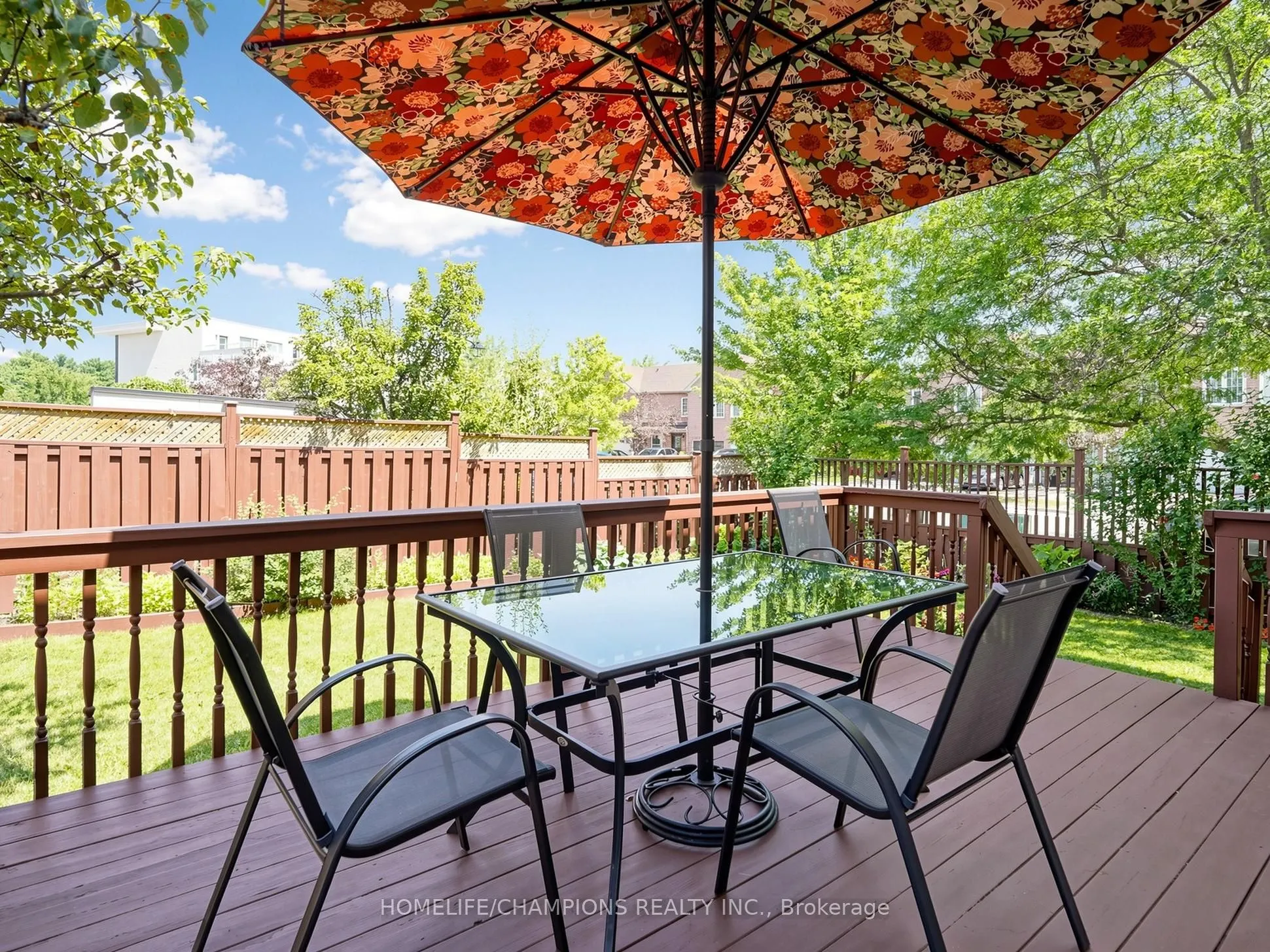 1622 Sandhurst Crescent