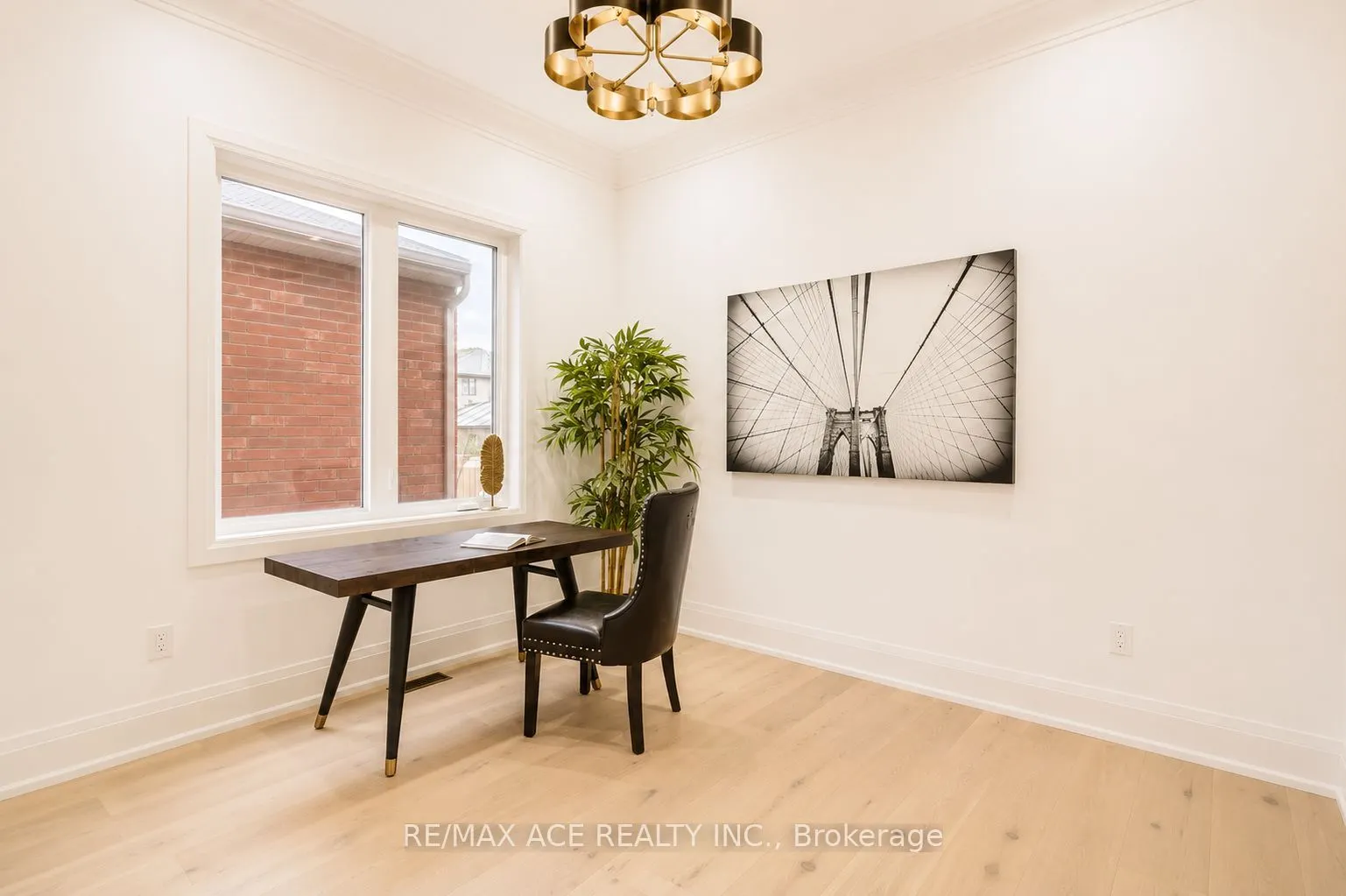 12 Euclid Avenue
