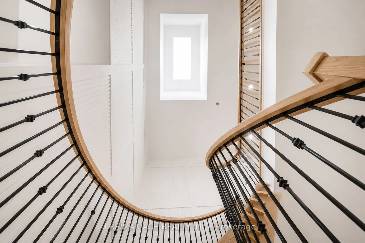 12 Euclid Avenue