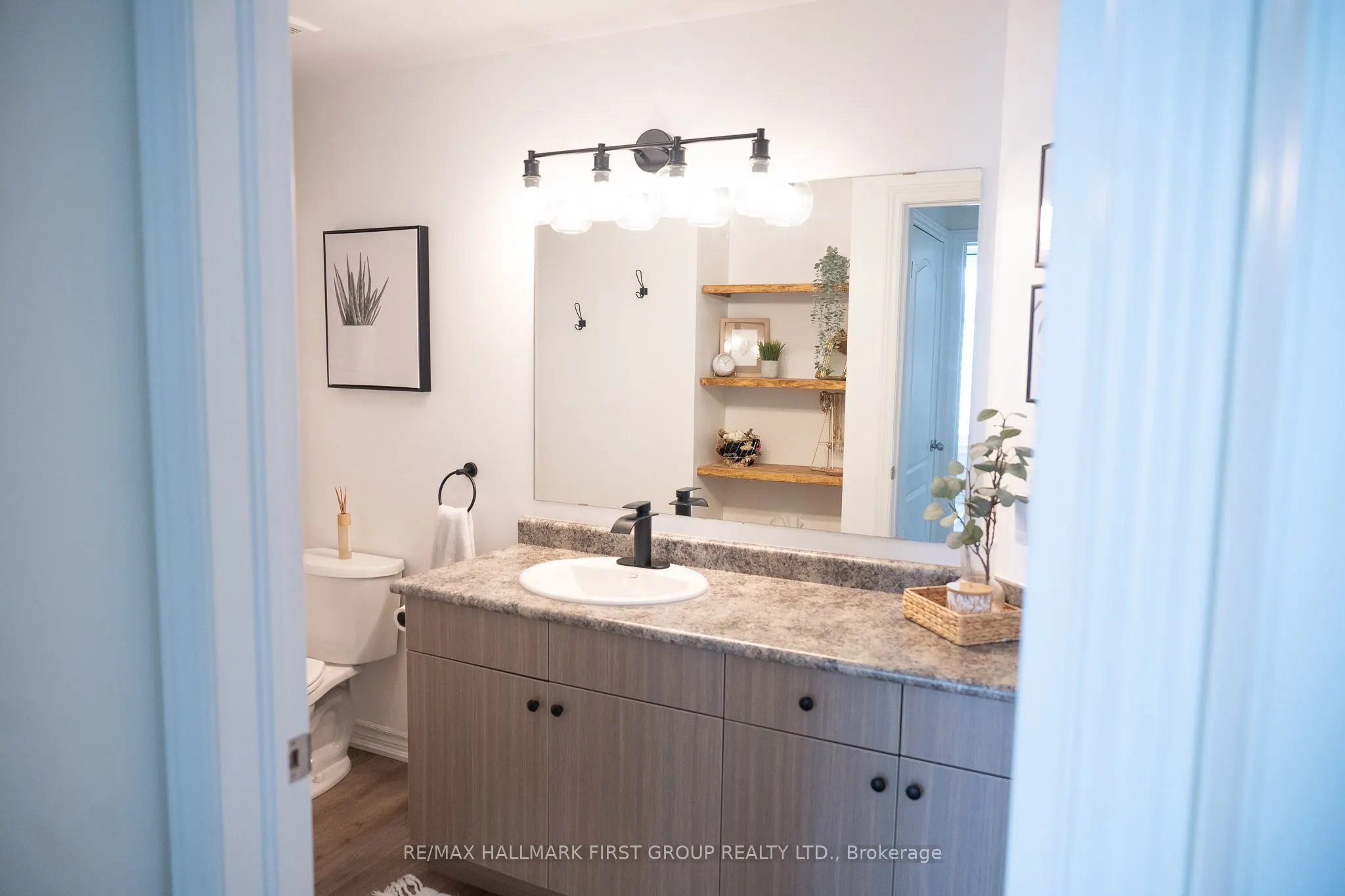 1430 Gord Vinson Avenue #33