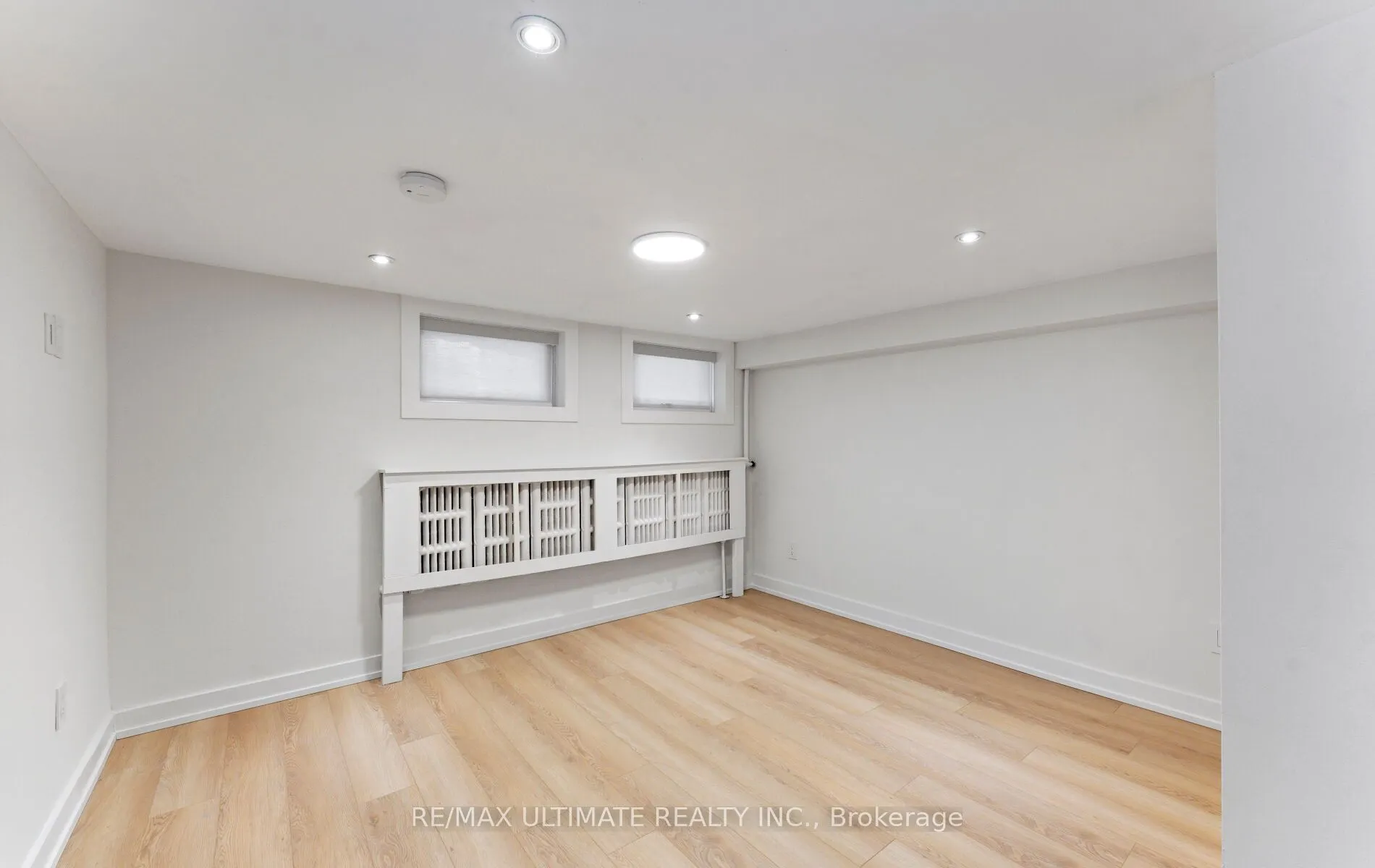 906 Logan Avenue
