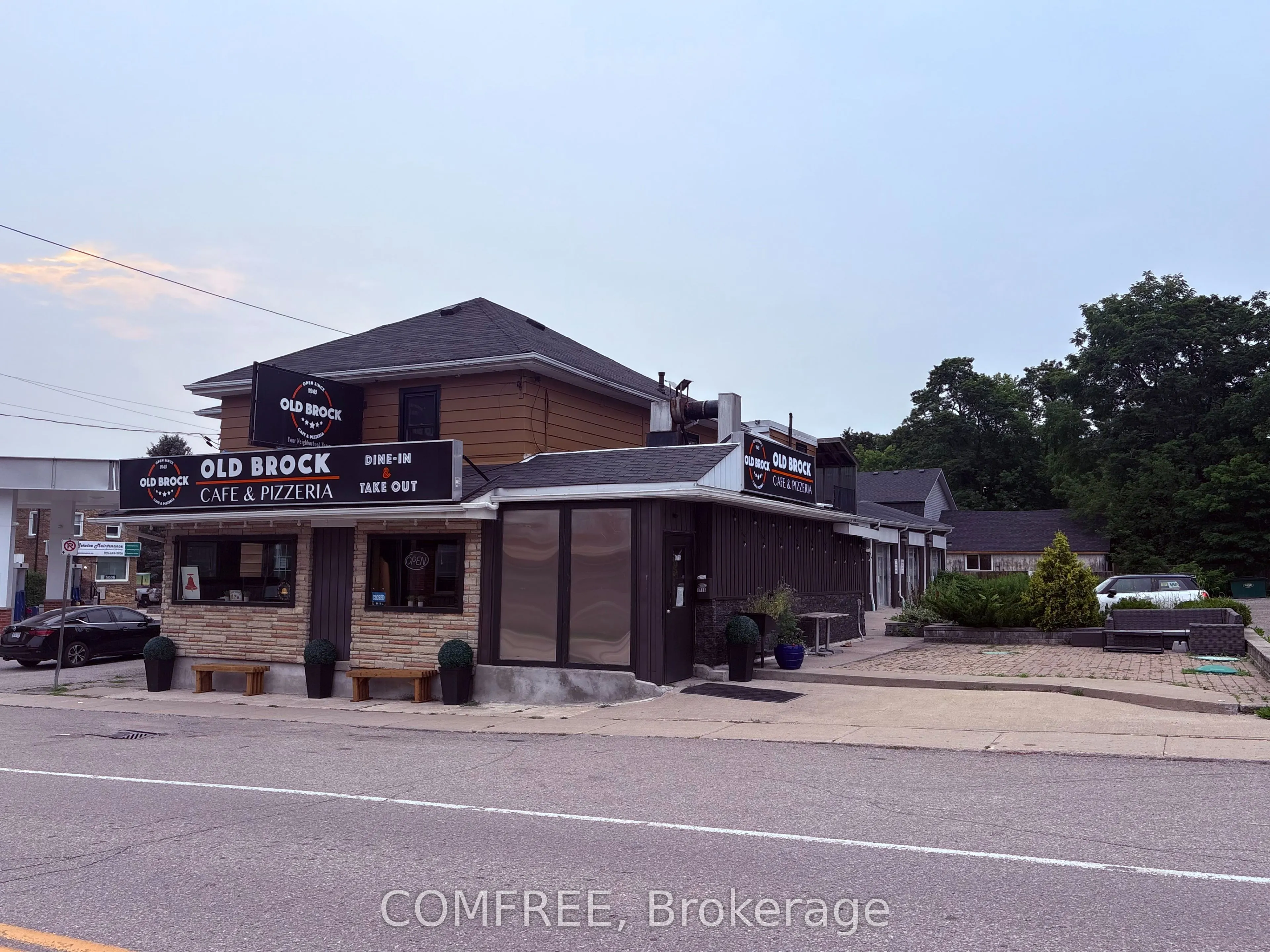 1716 Central Street