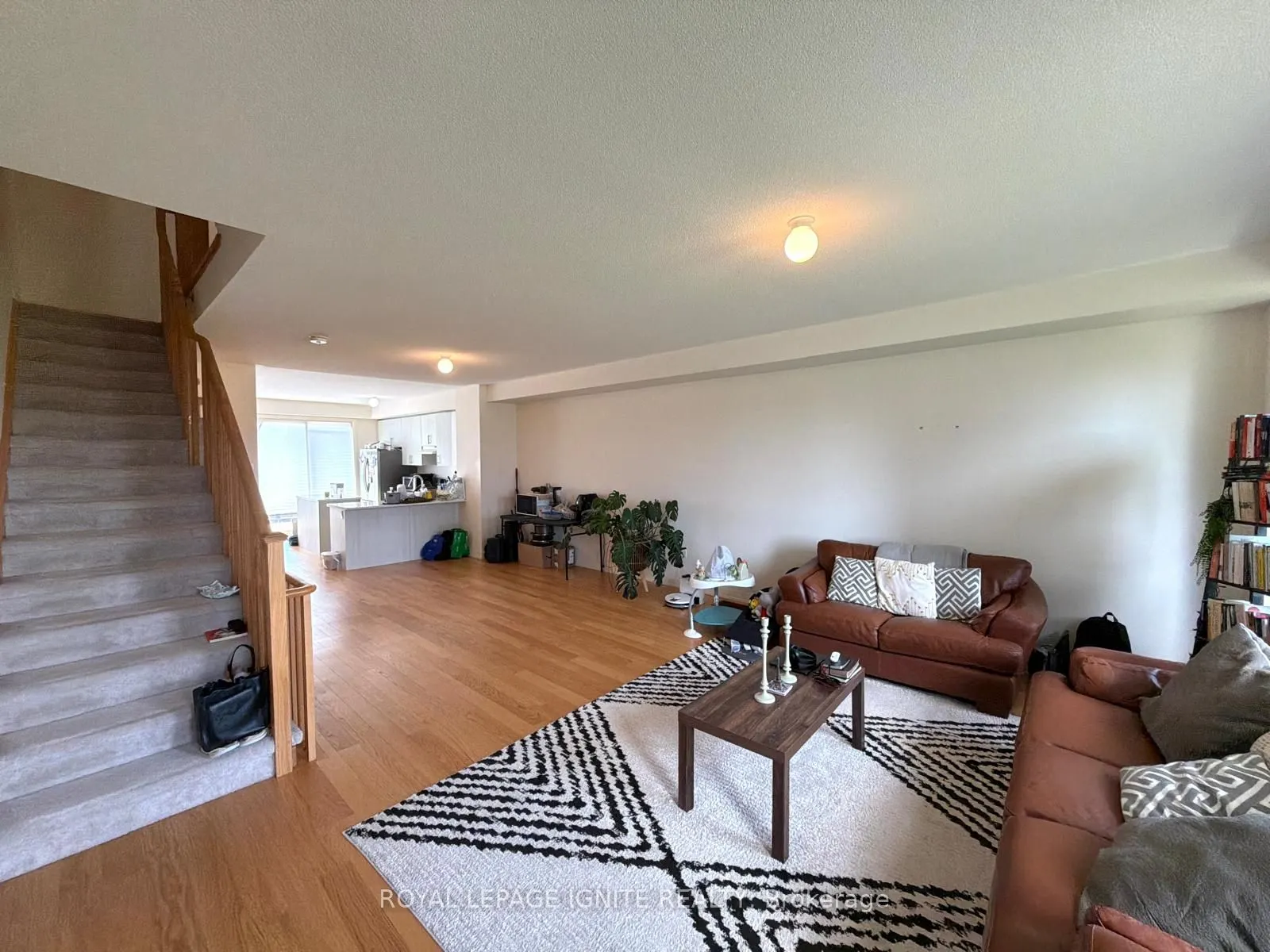 67 King George Way